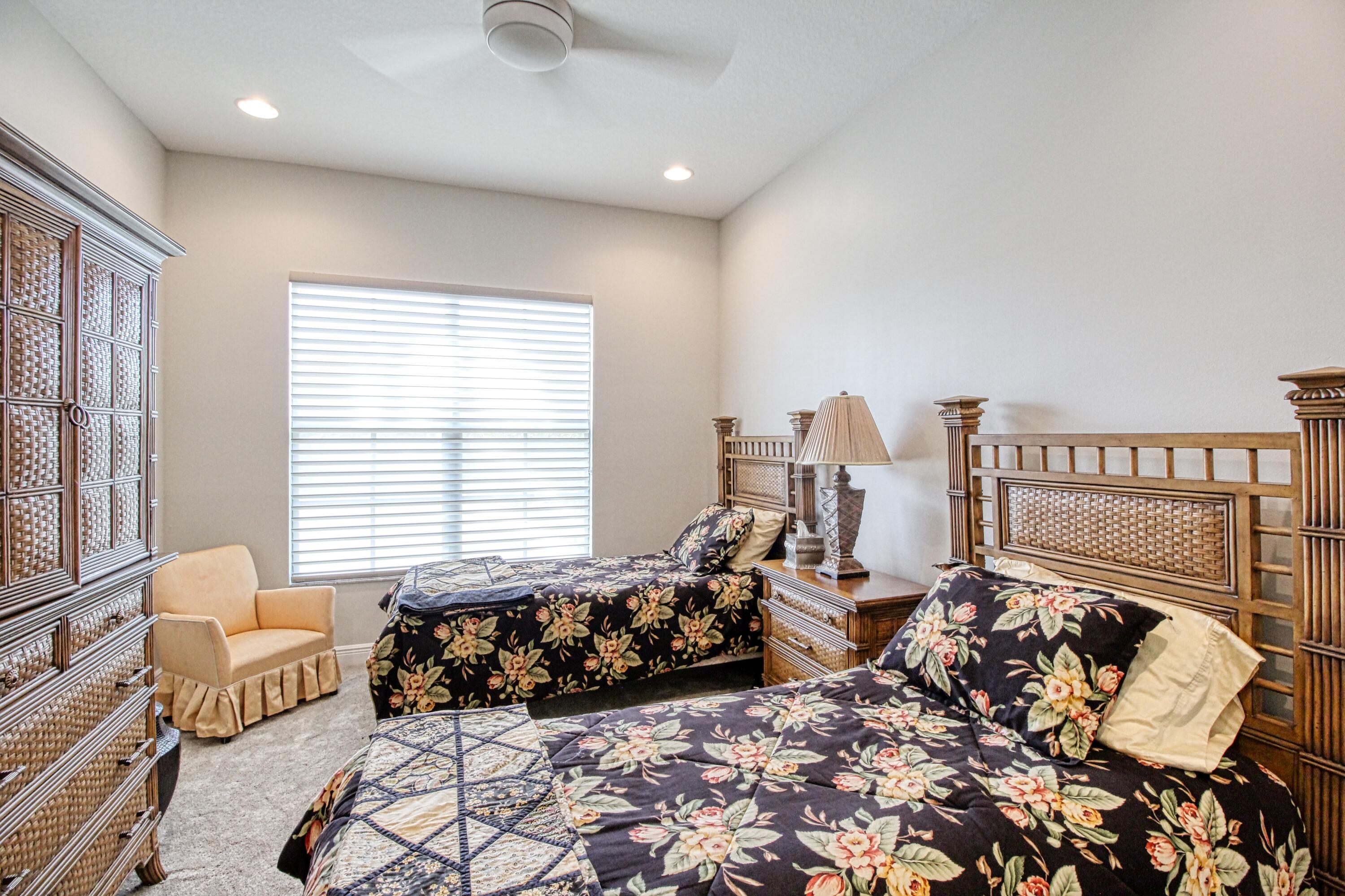 PARKLAND ROYALE - Residential