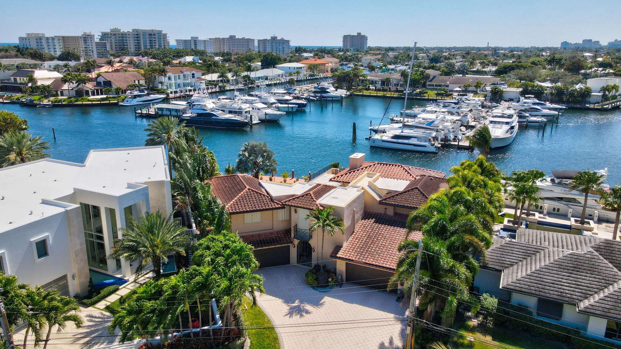 VENETIAN ISLES 3RD SEC - Residential