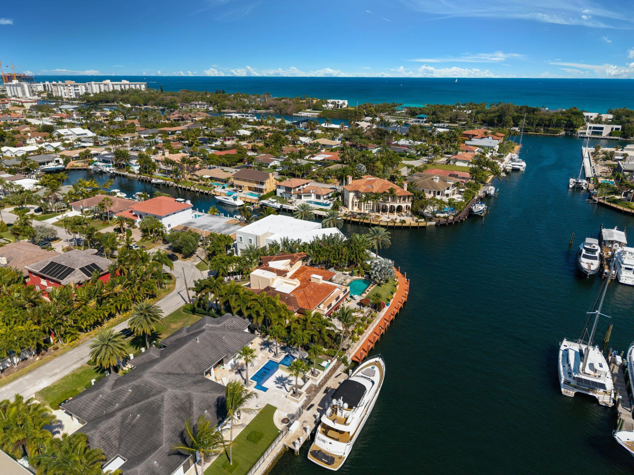 VENETIAN ISLES 3RD SEC - Residential