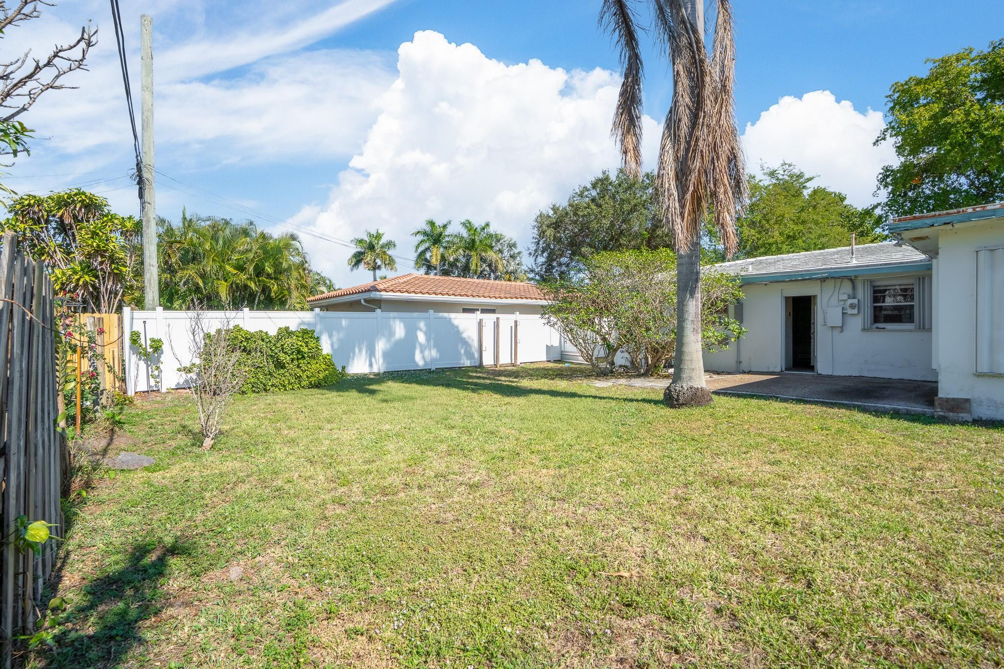 Hillsboro Harbor - Residential
