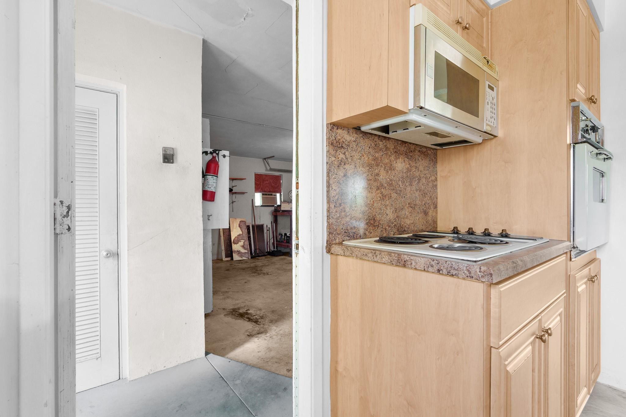 Hillsboro Harbor - Residential