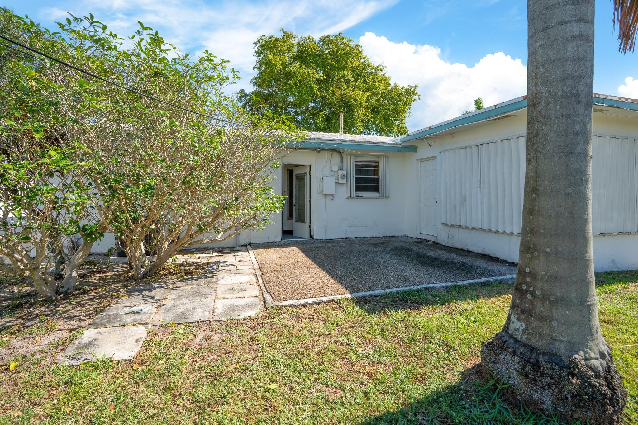 Hillsboro Harbor - Residential