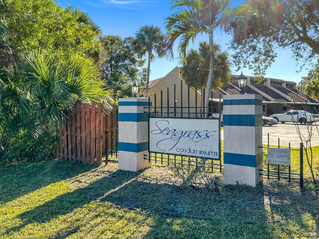SEAGRASS CONDOMINIUM - Residential
