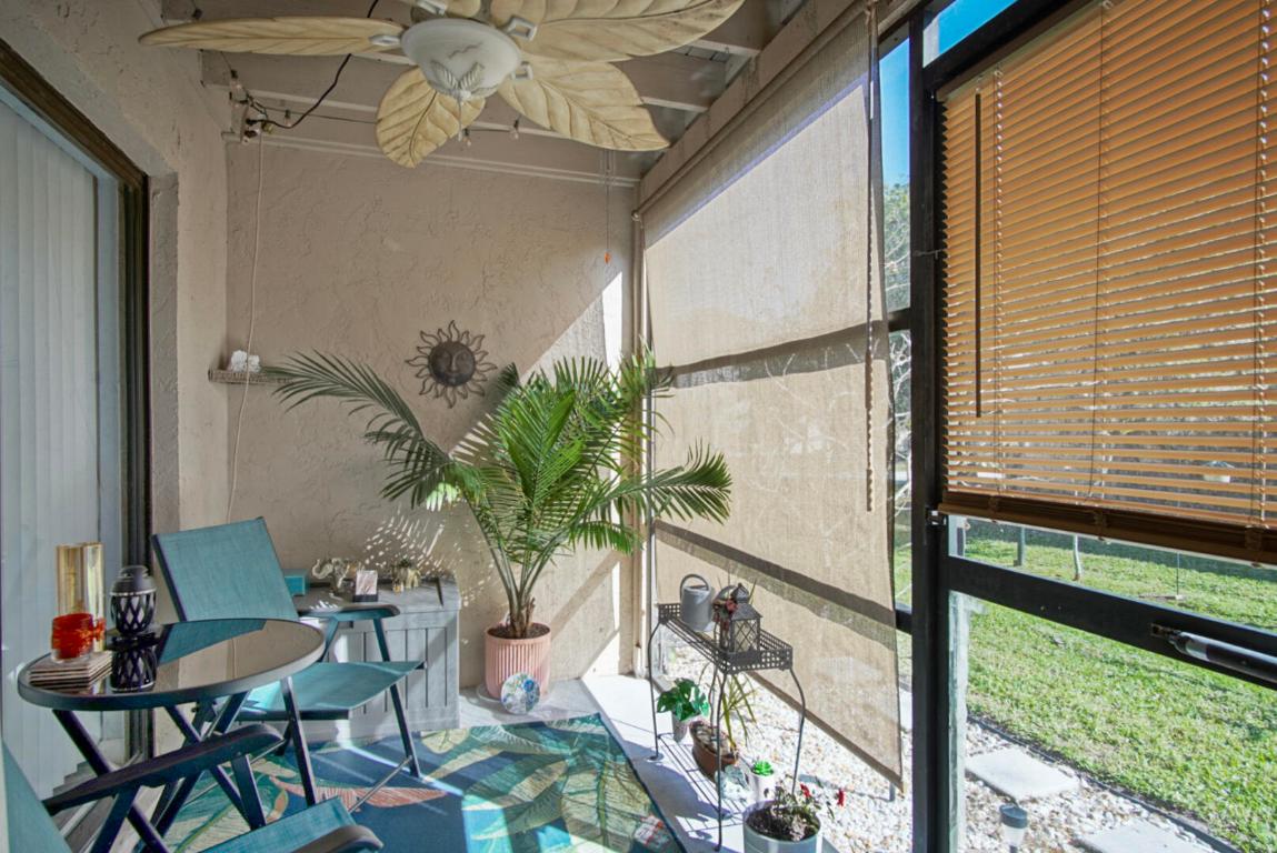 SEAGRASS CONDOMINIUM - Residential