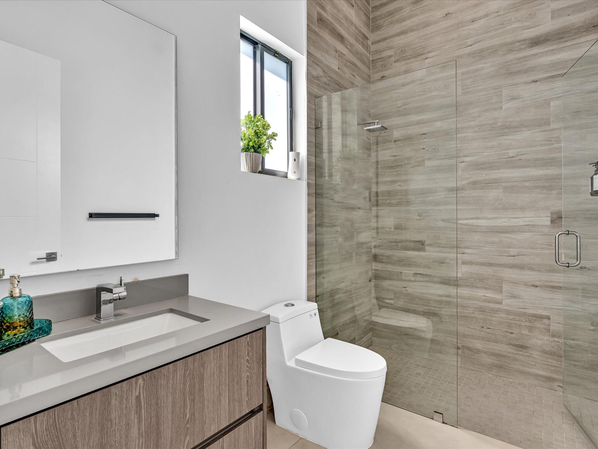 CHAMBERS SUB NE1/4 - Residential