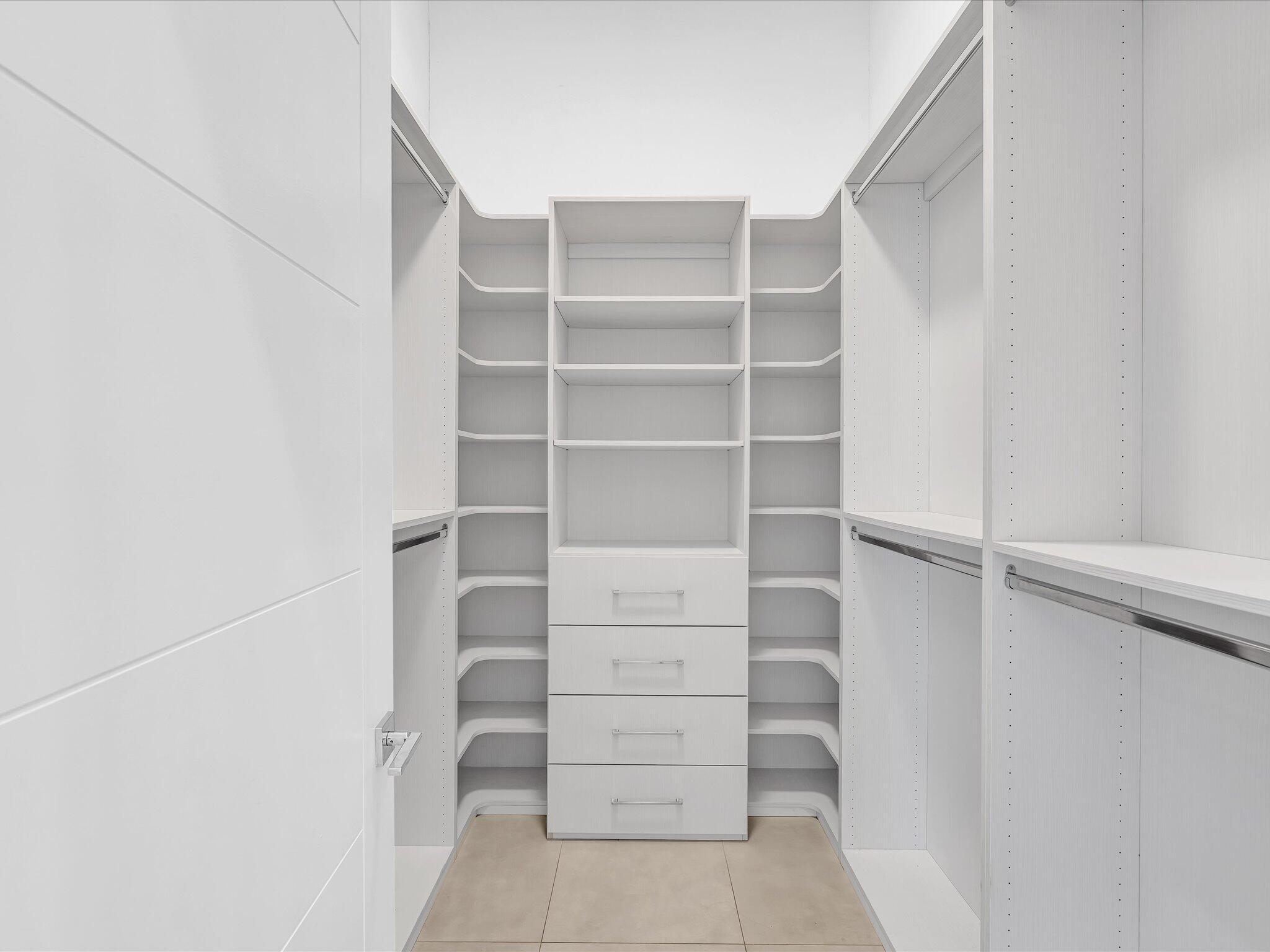 CHAMBERS SUB NE1/4 - Residential