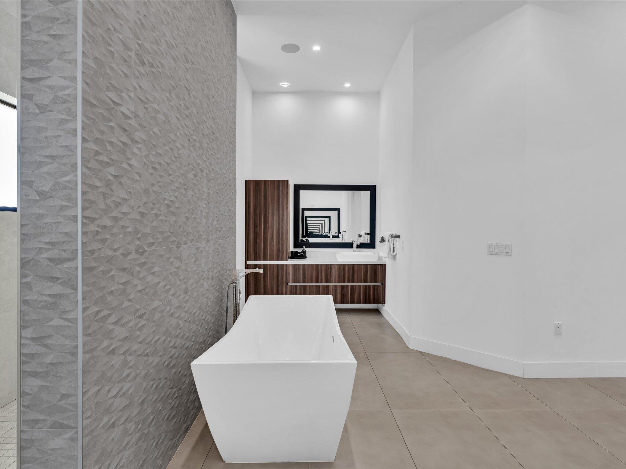 CHAMBERS SUB NE1/4 - Residential