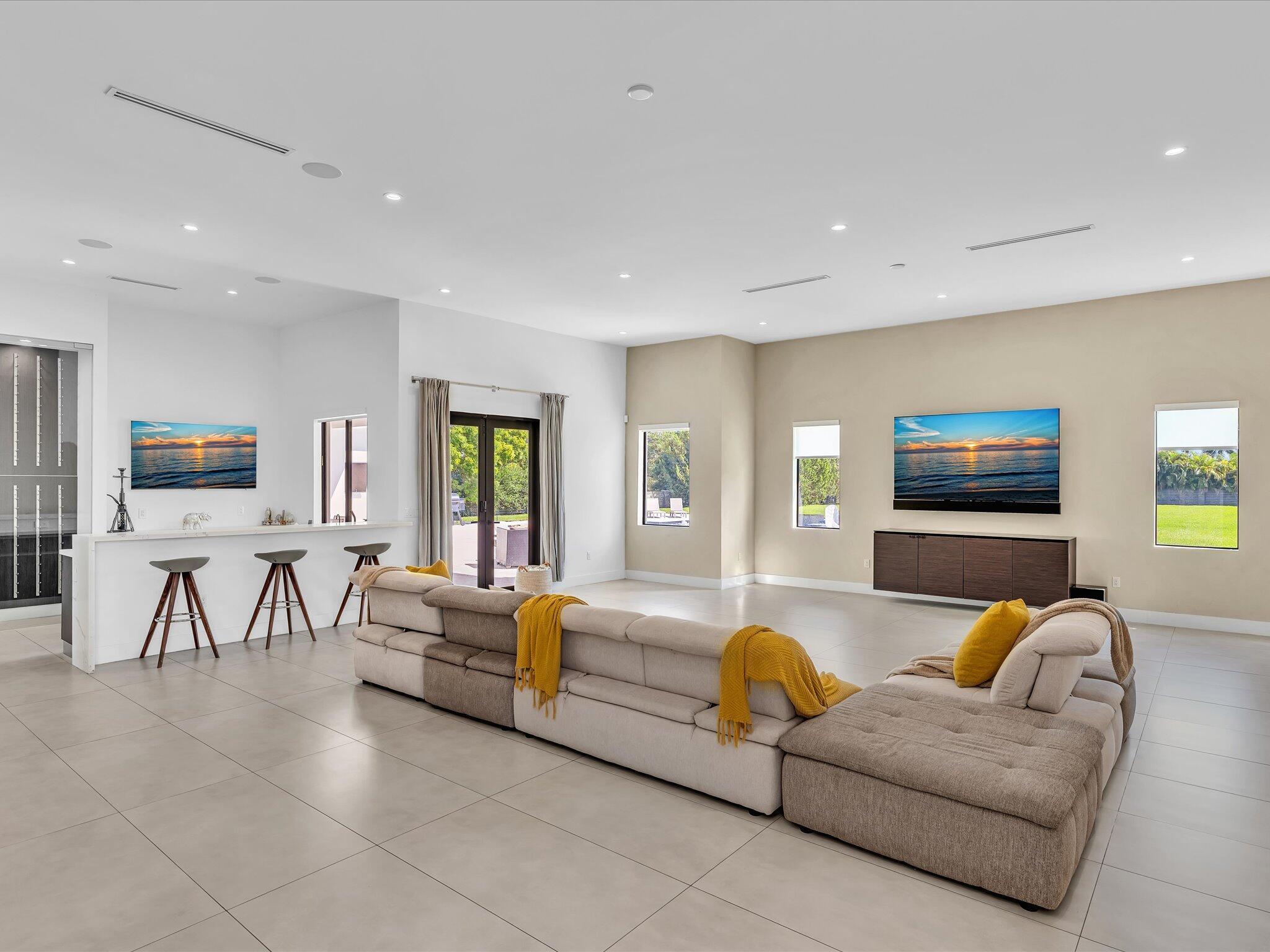 CHAMBERS SUB NE1/4 - Residential