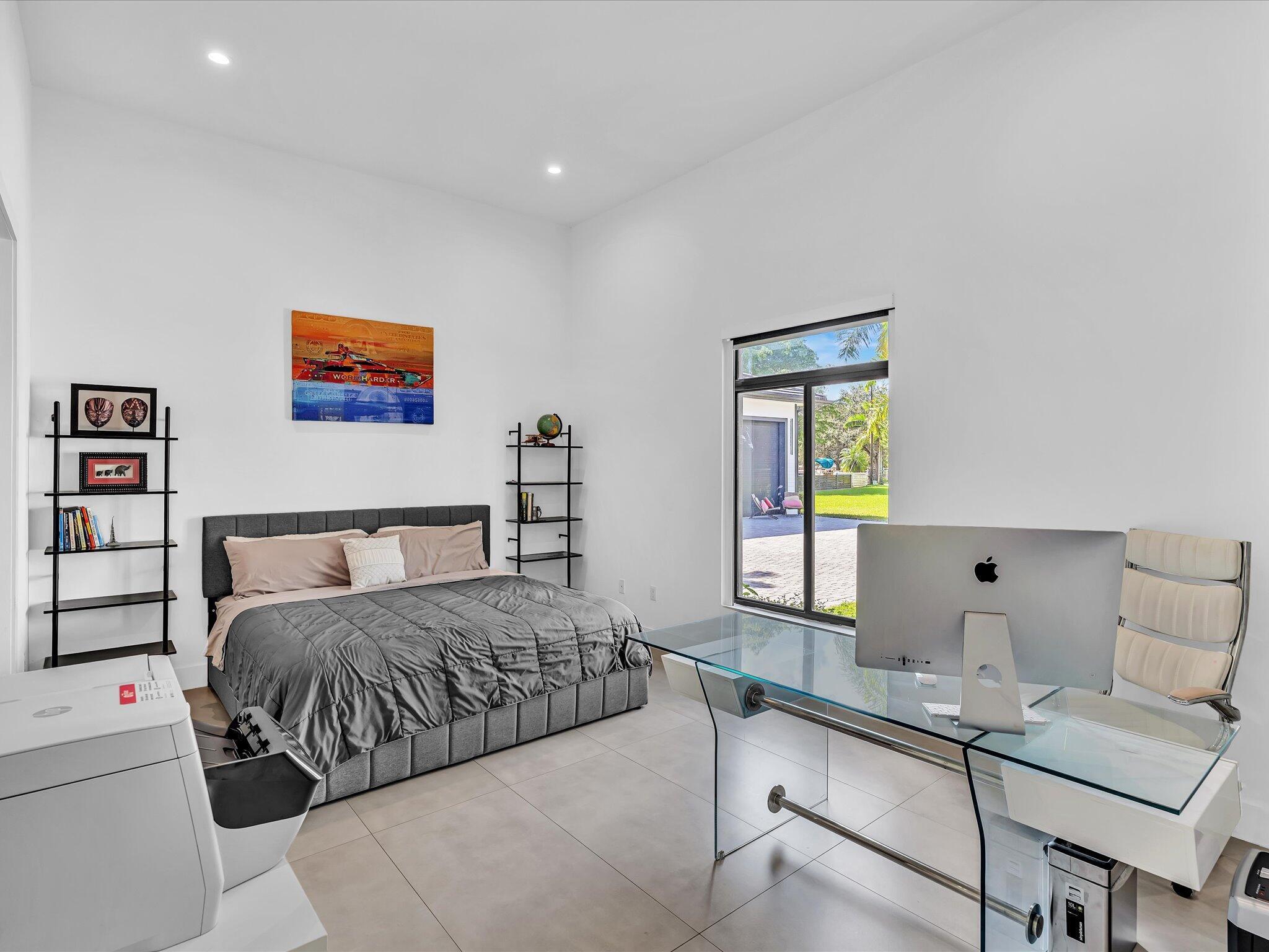 CHAMBERS SUB NE1/4 - Residential
