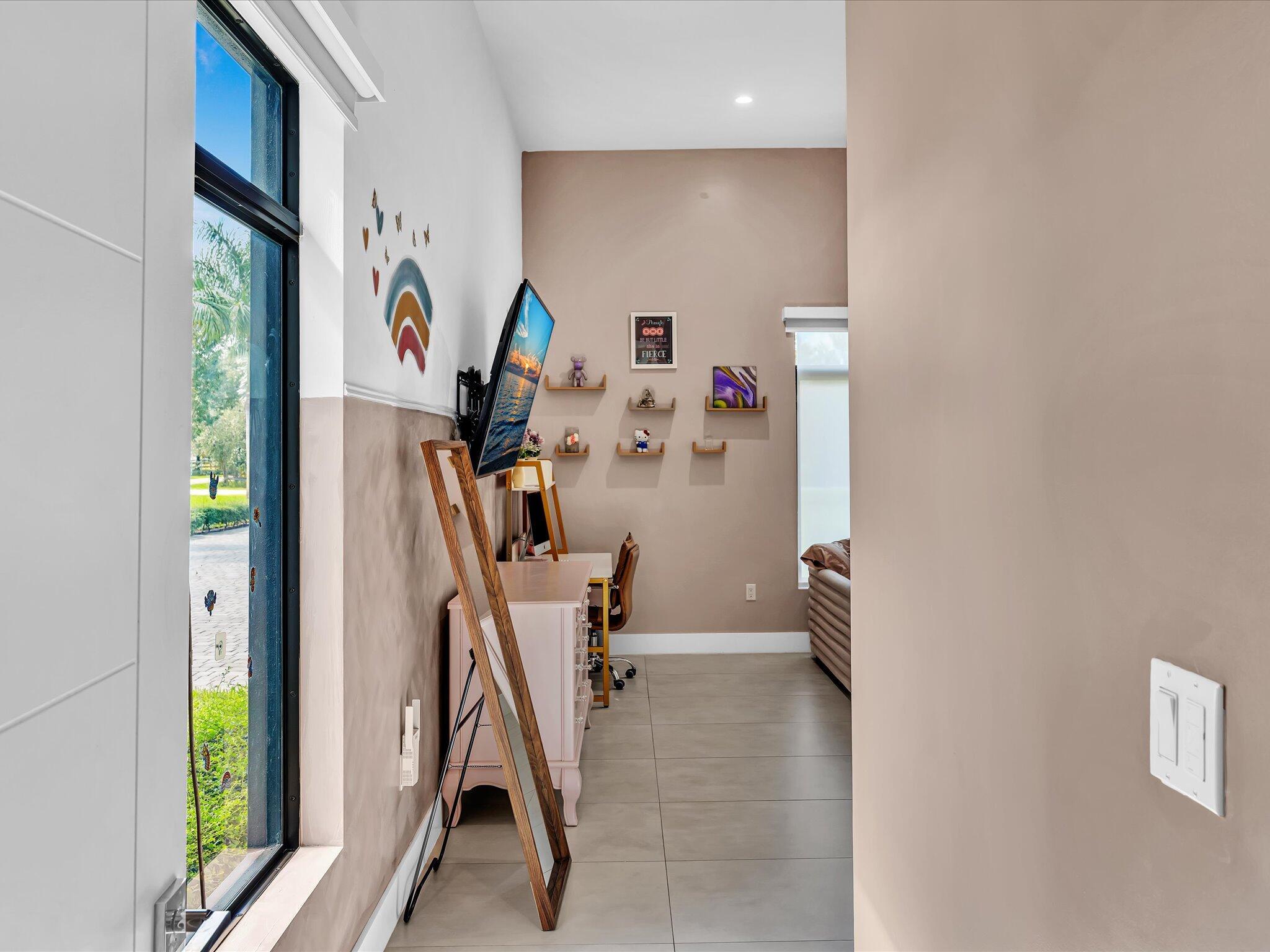CHAMBERS SUB NE1/4 - Residential