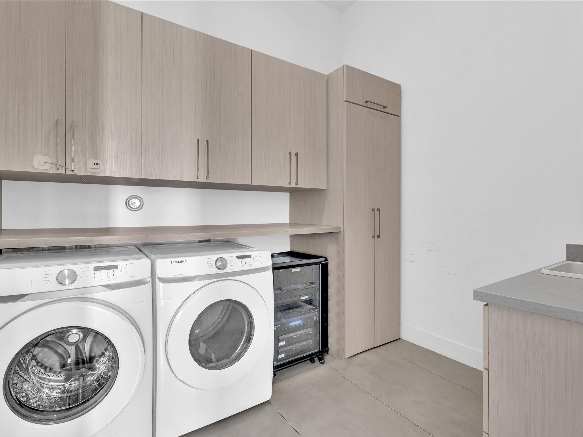 CHAMBERS SUB NE1/4 - Residential