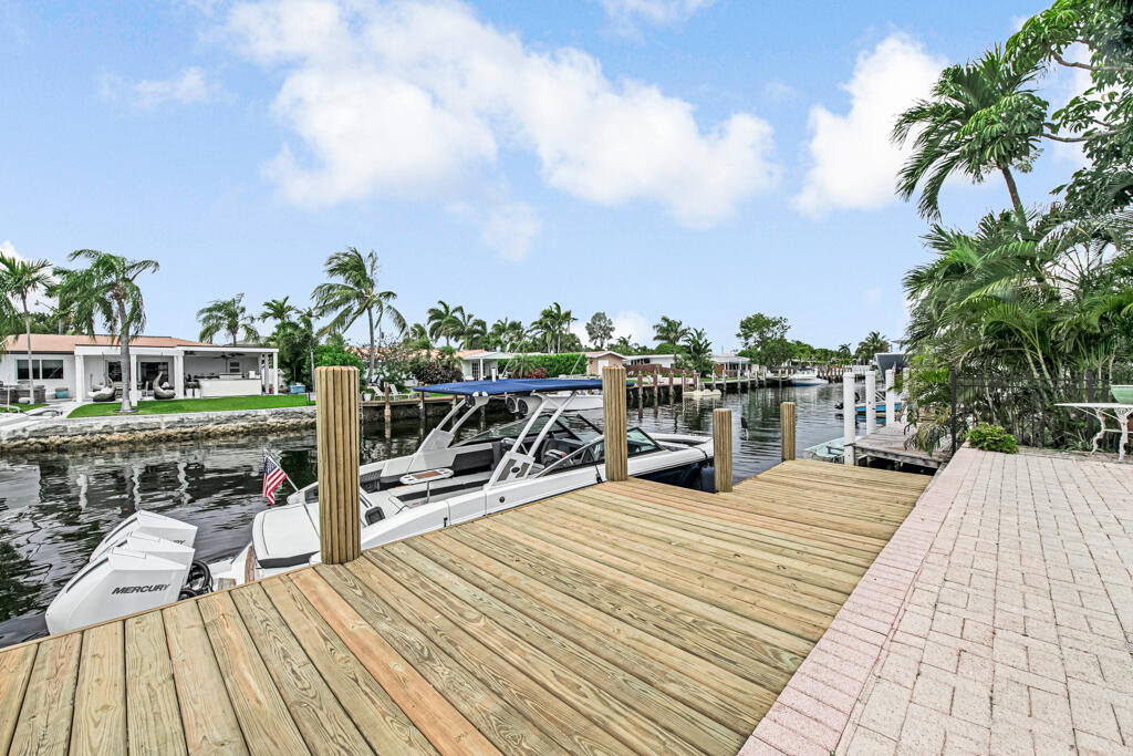 SNUG HARBOR SEC FOUR - Residential