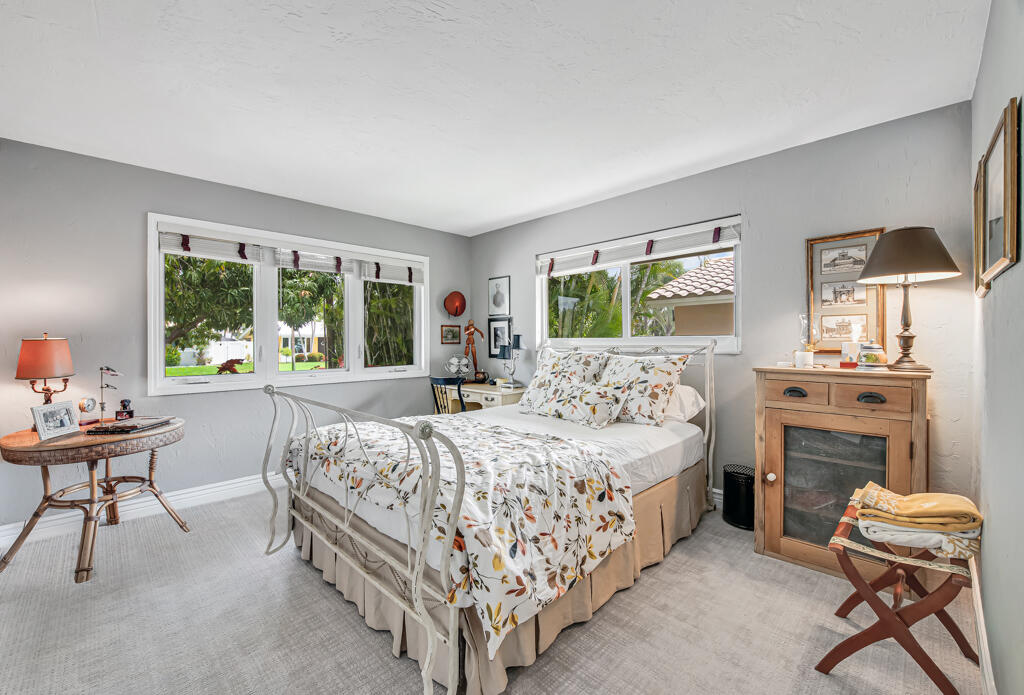 SNUG HARBOR SEC FOUR - Residential