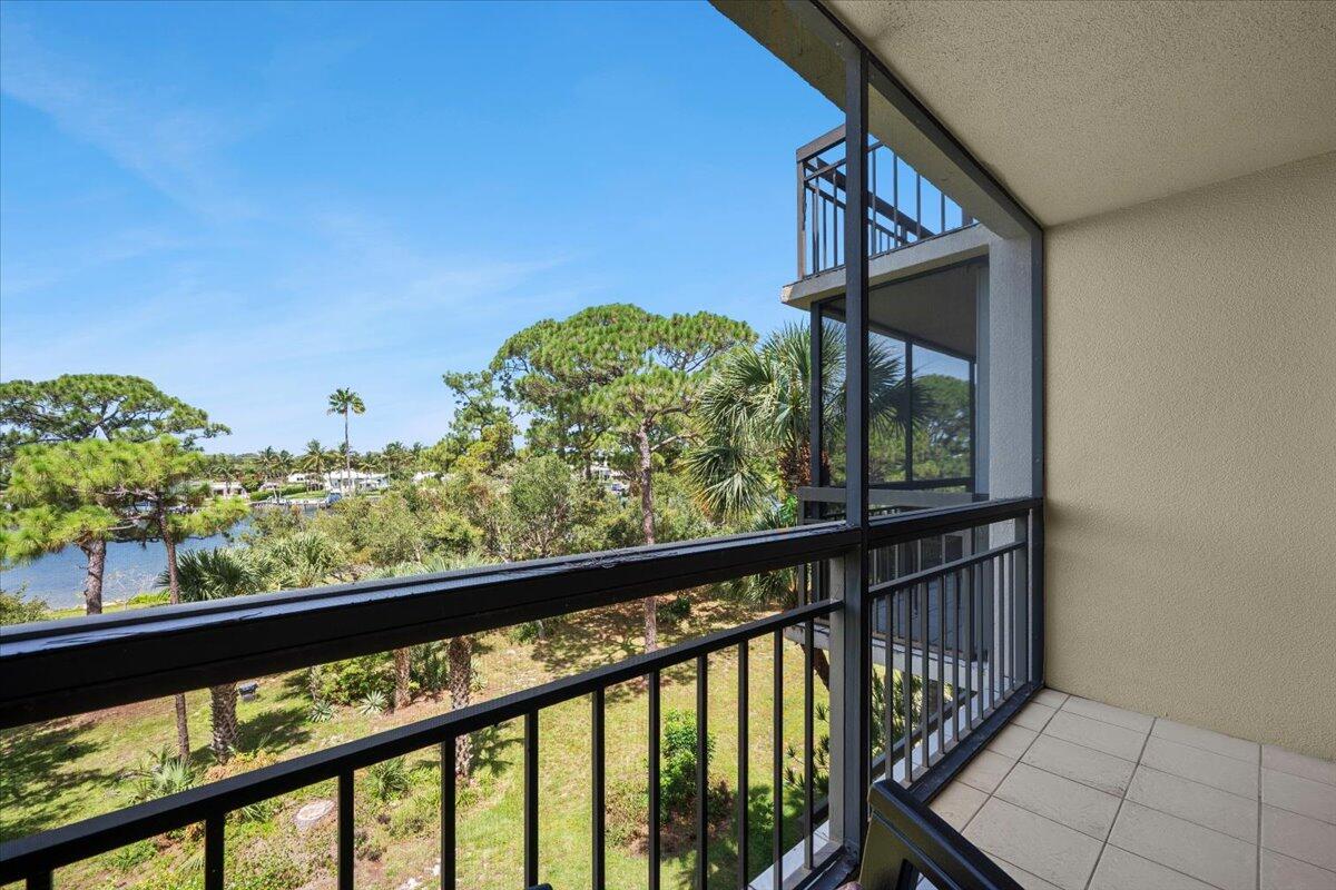 MARINA AT THE BLUFFS CONDO - Residential Lease