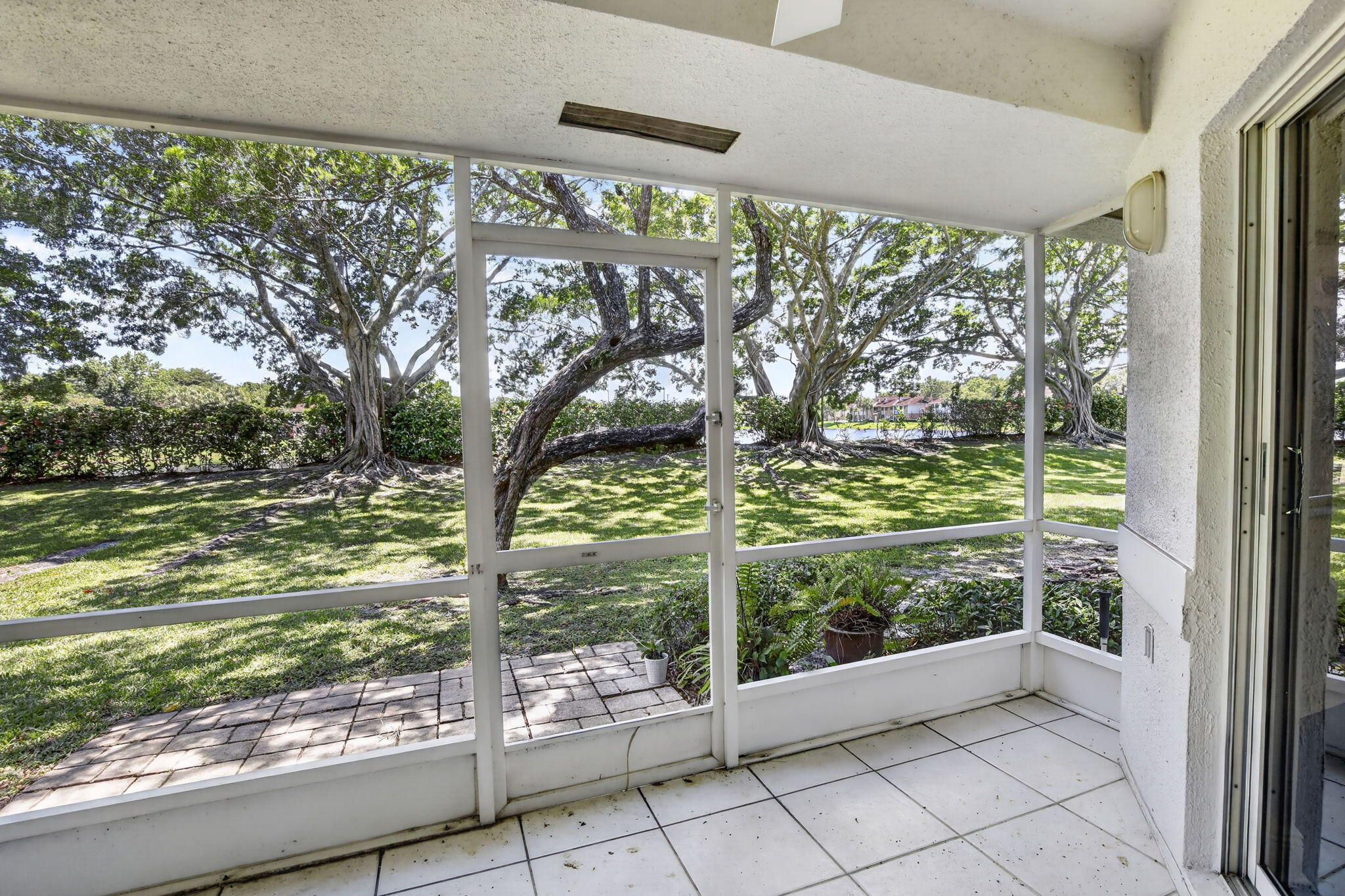 PARC COURT CONDO - Residential