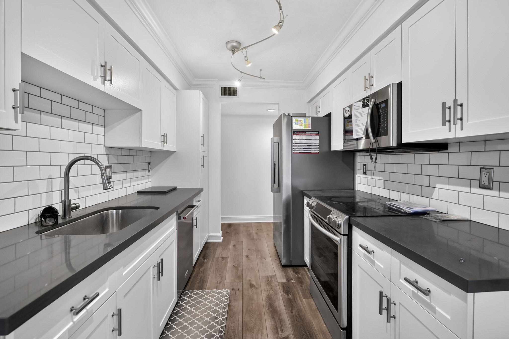 PARC COURT CONDO - Residential