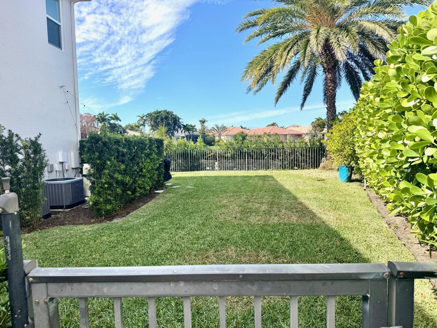 MIRABELLA AT MIRASOL B - Residential Lease