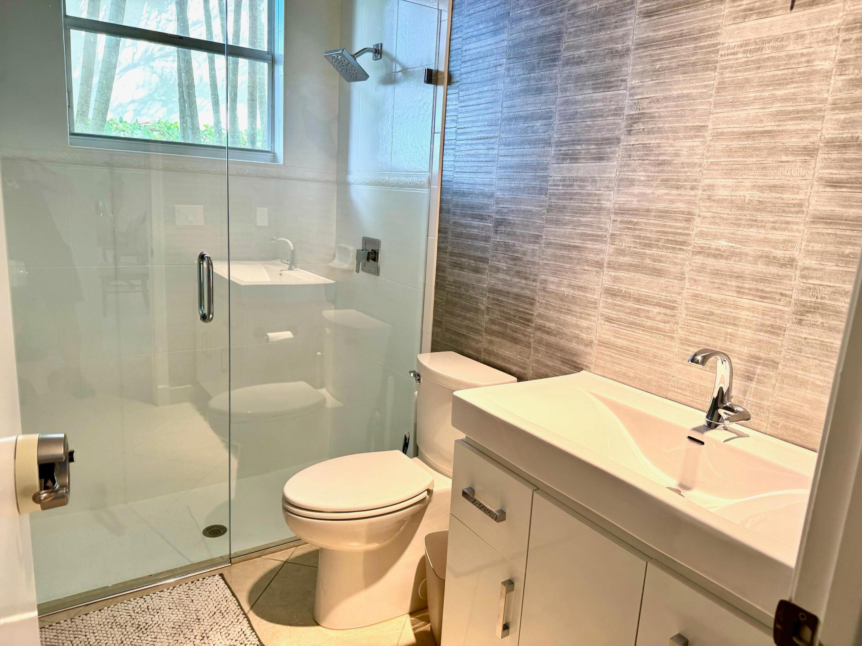 MIRABELLA AT MIRASOL B - Residential Lease