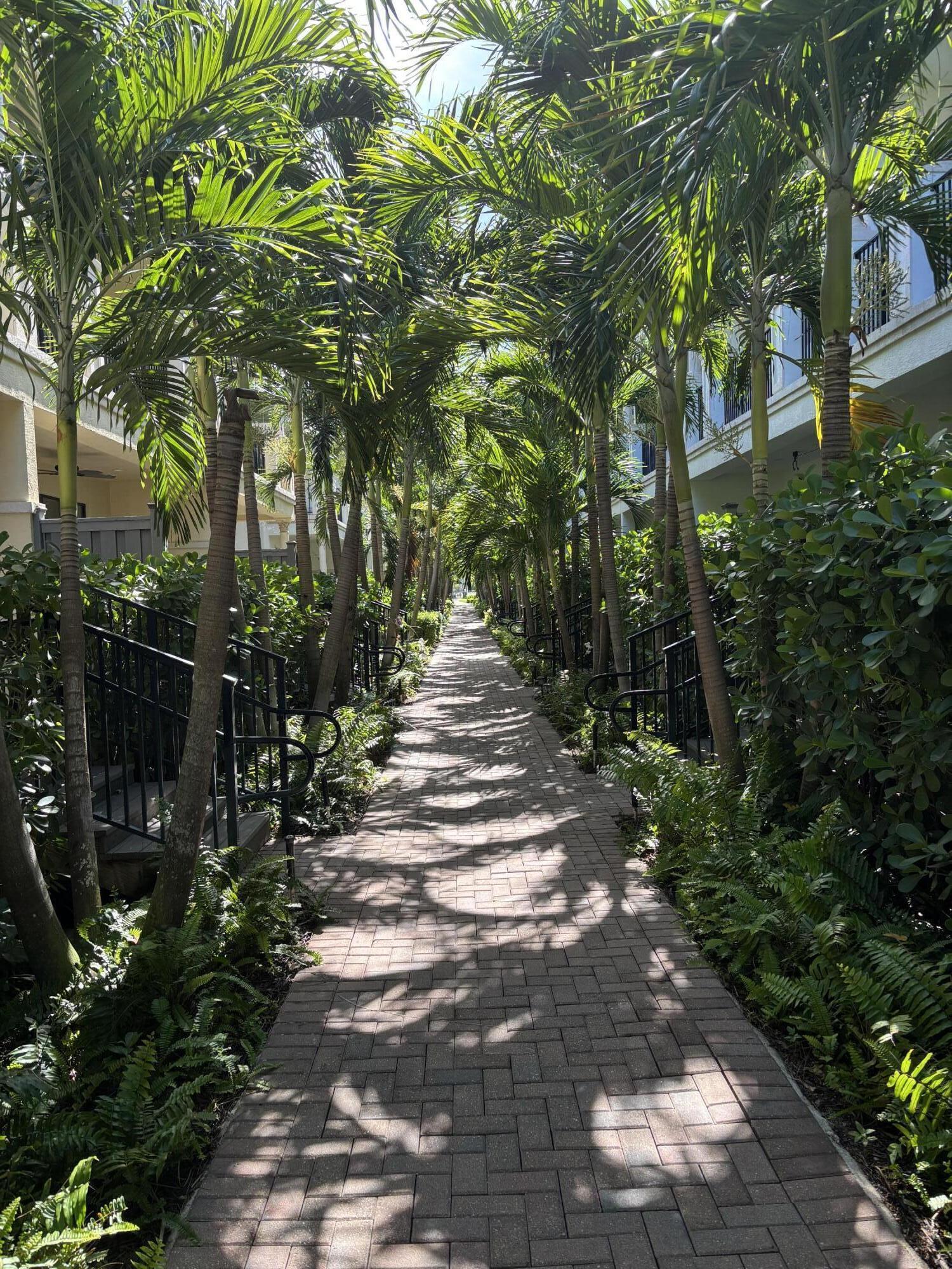 CASA DEL MAR - Residential
