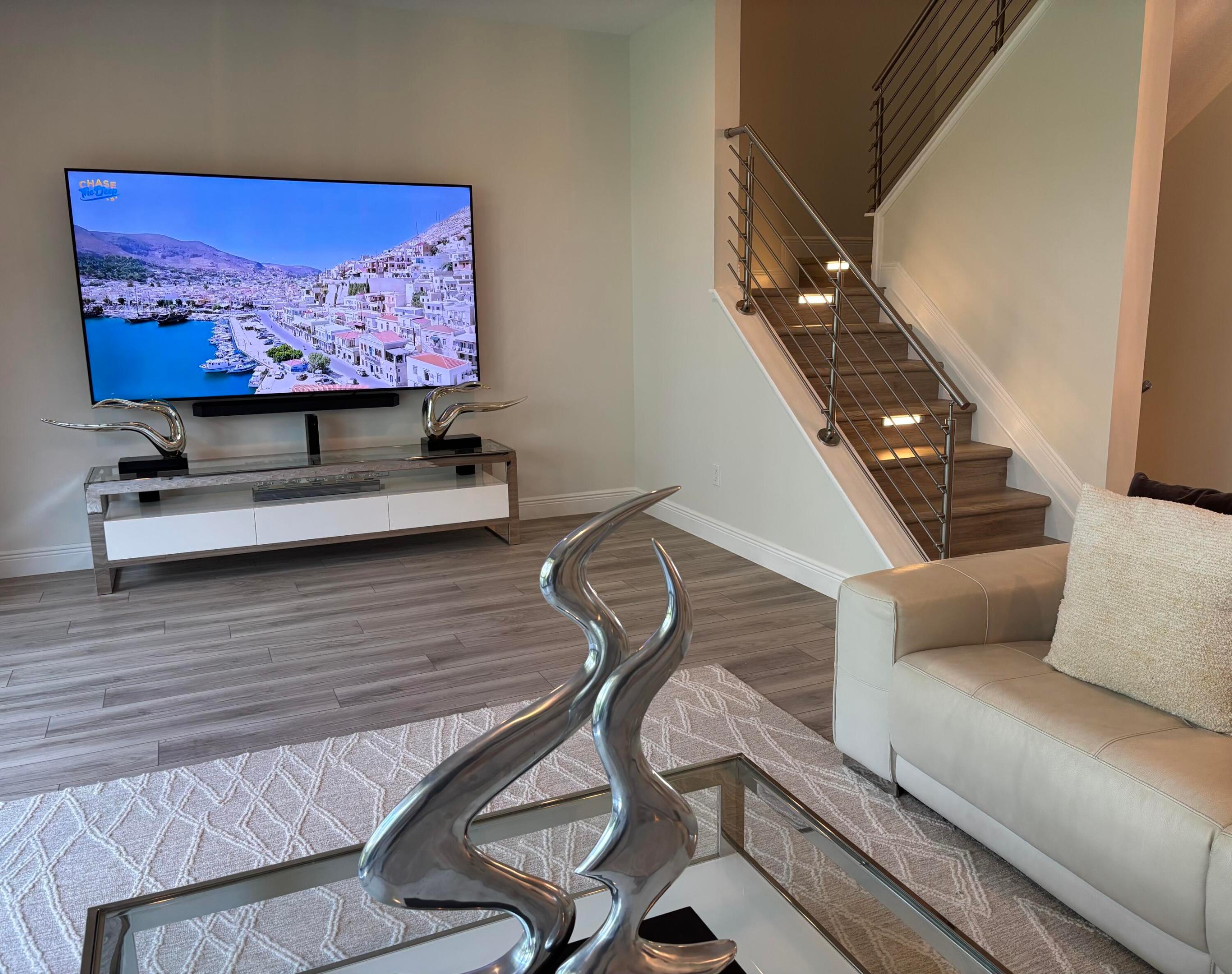 CASA DEL MAR - Residential
