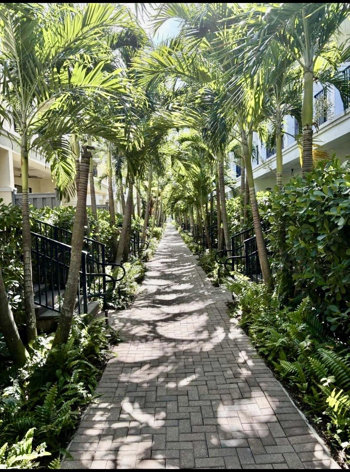 CASA DEL MAR - Residential