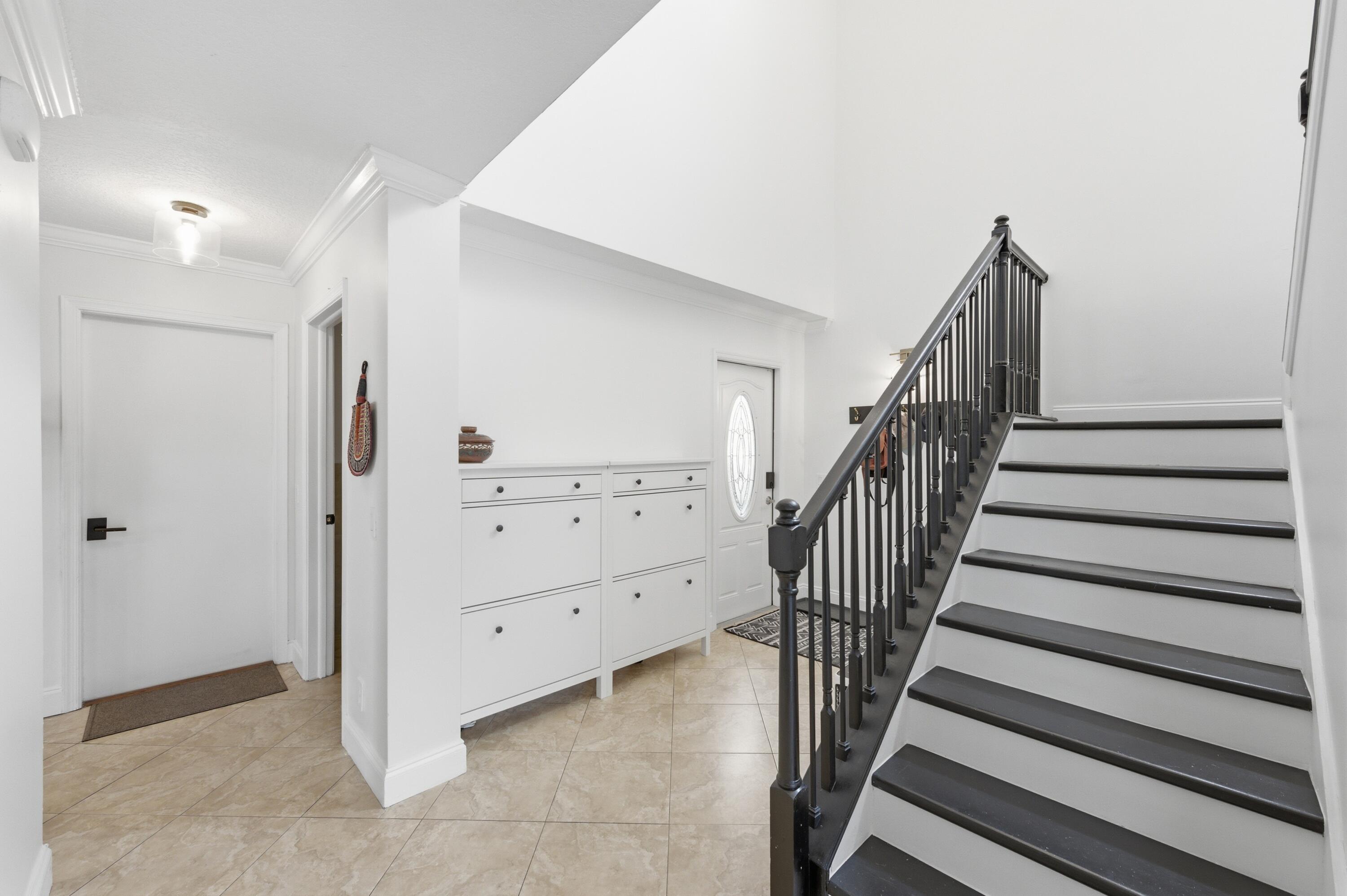Riverside Walk - Residential