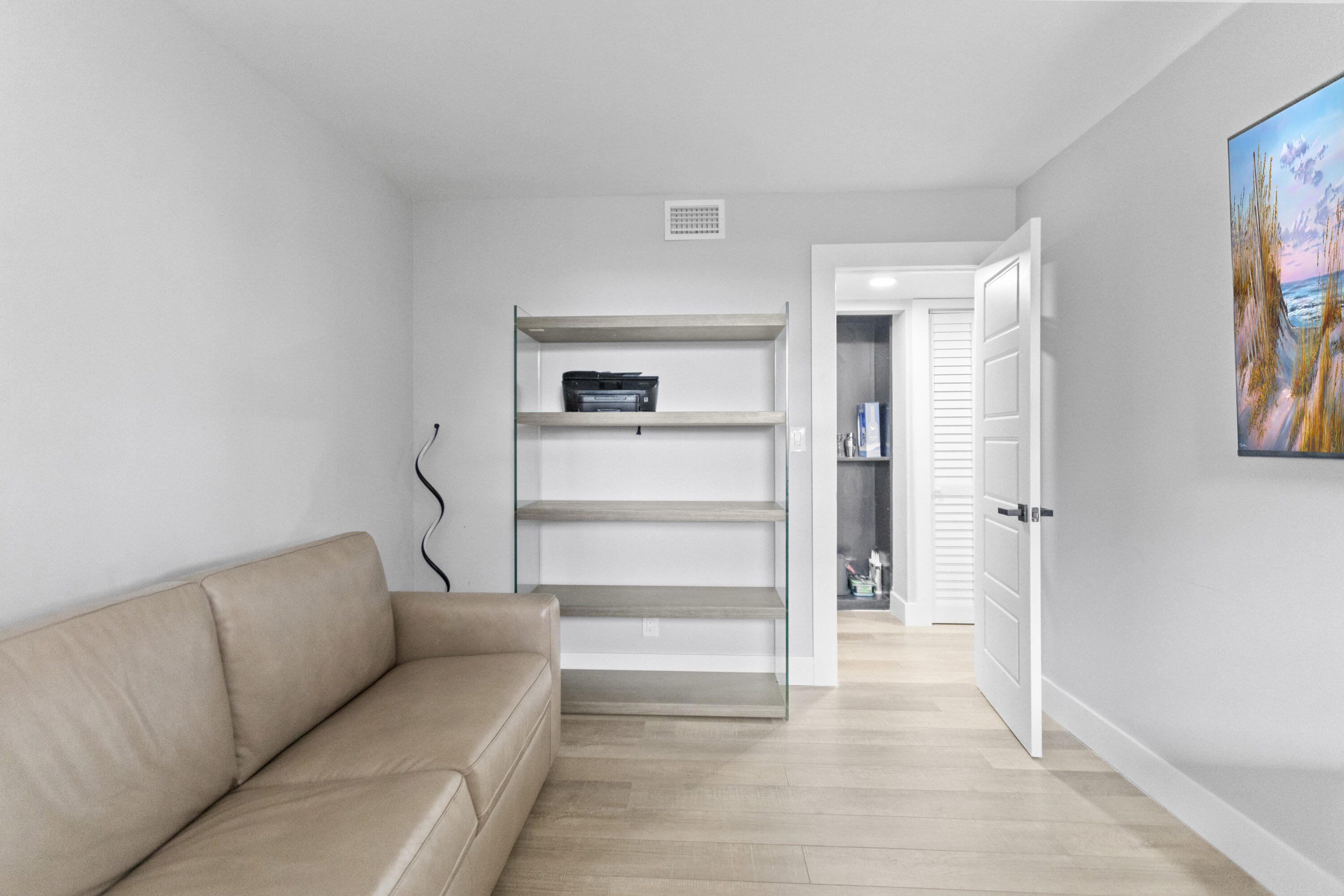 LAKE EMERALD CONDOMINIUM NO - Residential