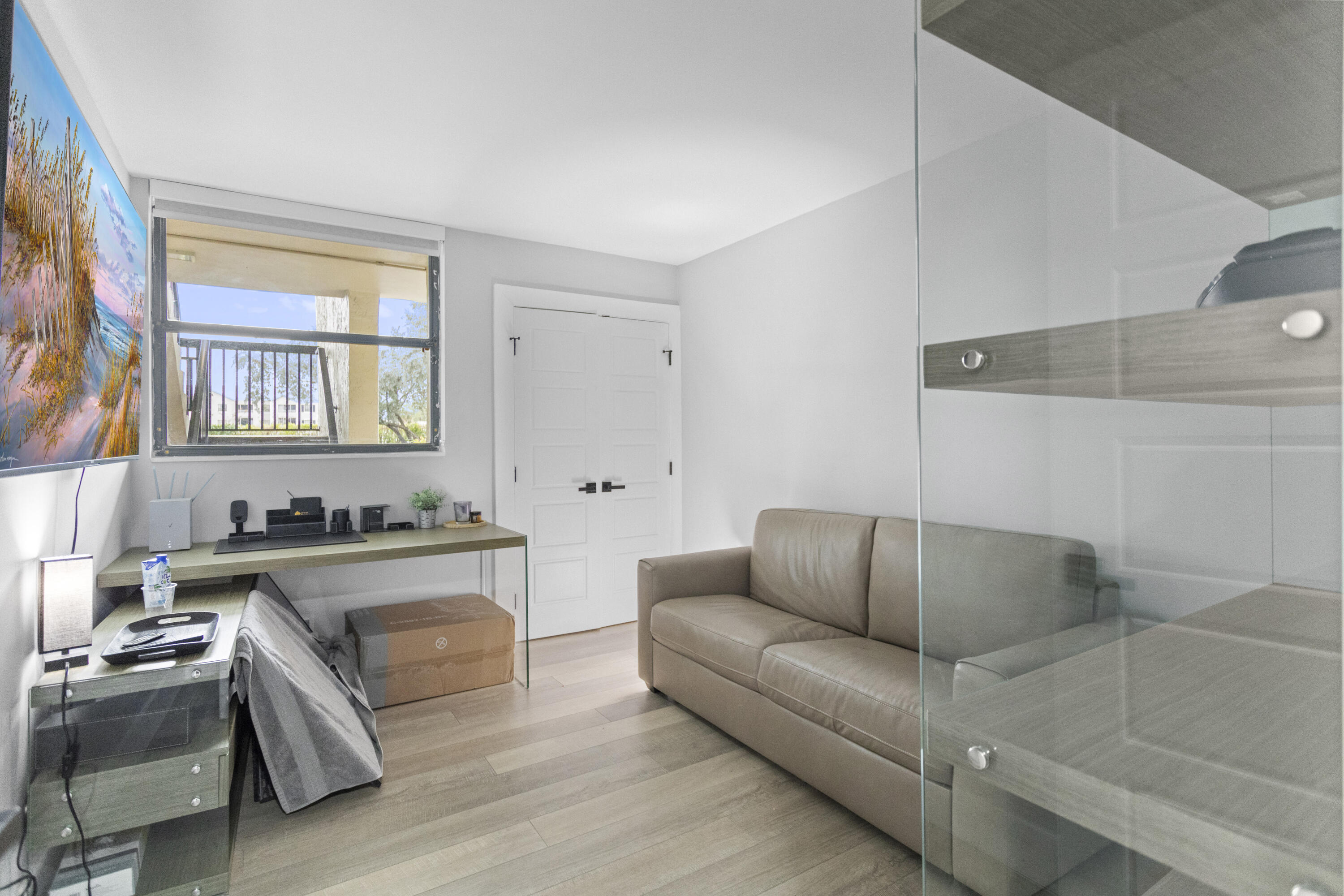LAKE EMERALD CONDOMINIUM NO - Residential