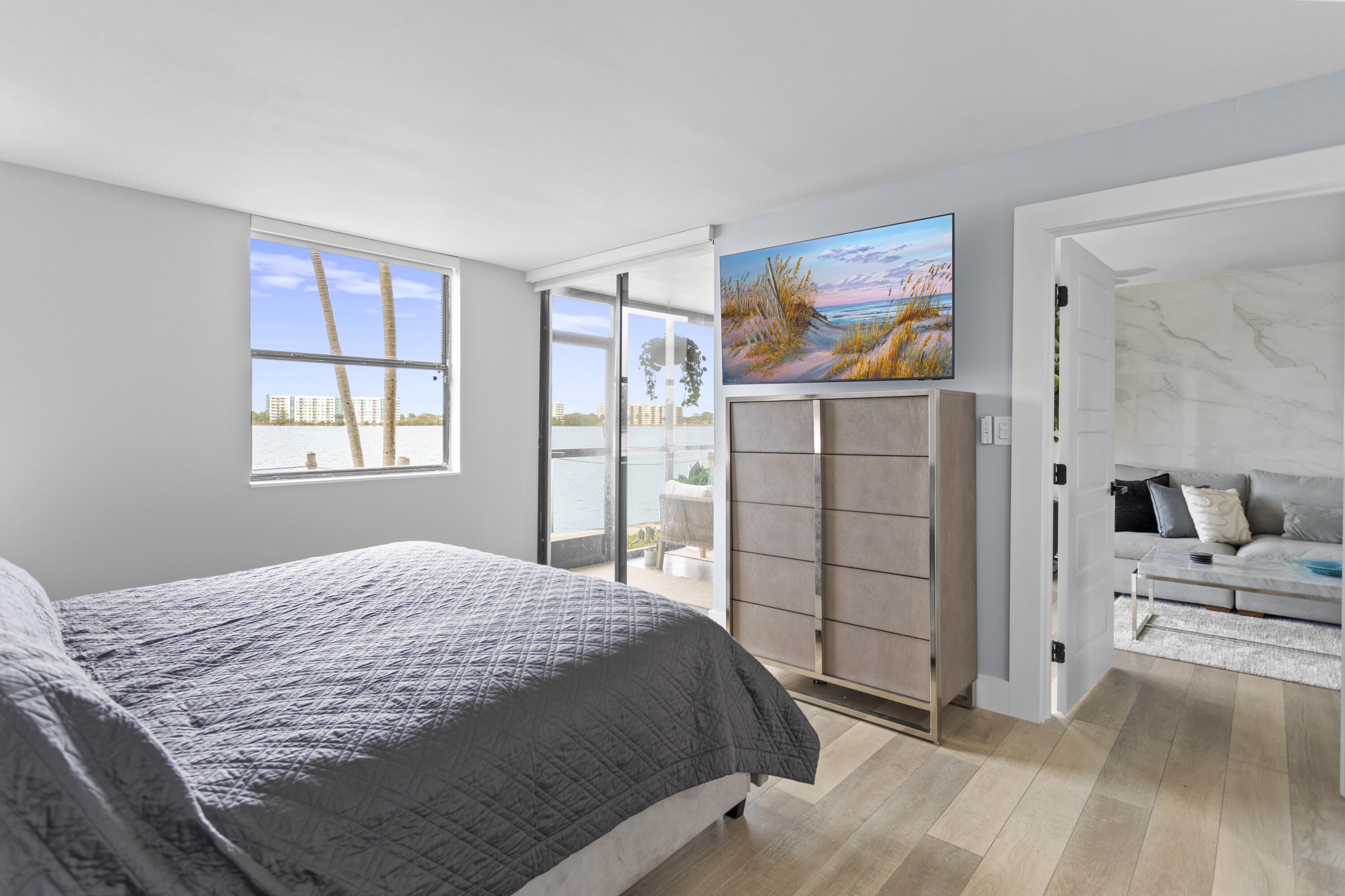 LAKE EMERALD CONDOMINIUM NO - Residential
