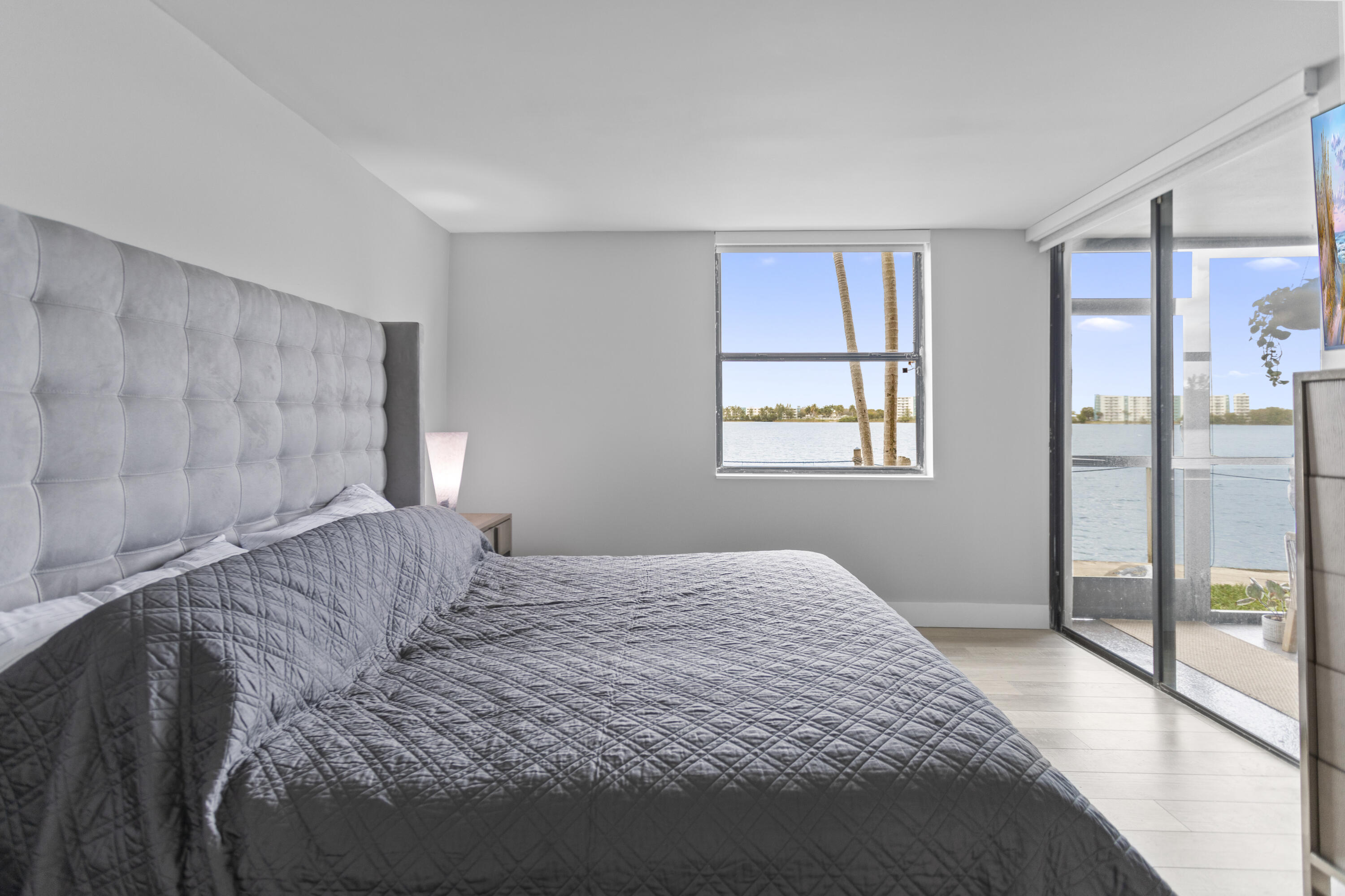 LAKE EMERALD CONDOMINIUM NO - Residential
