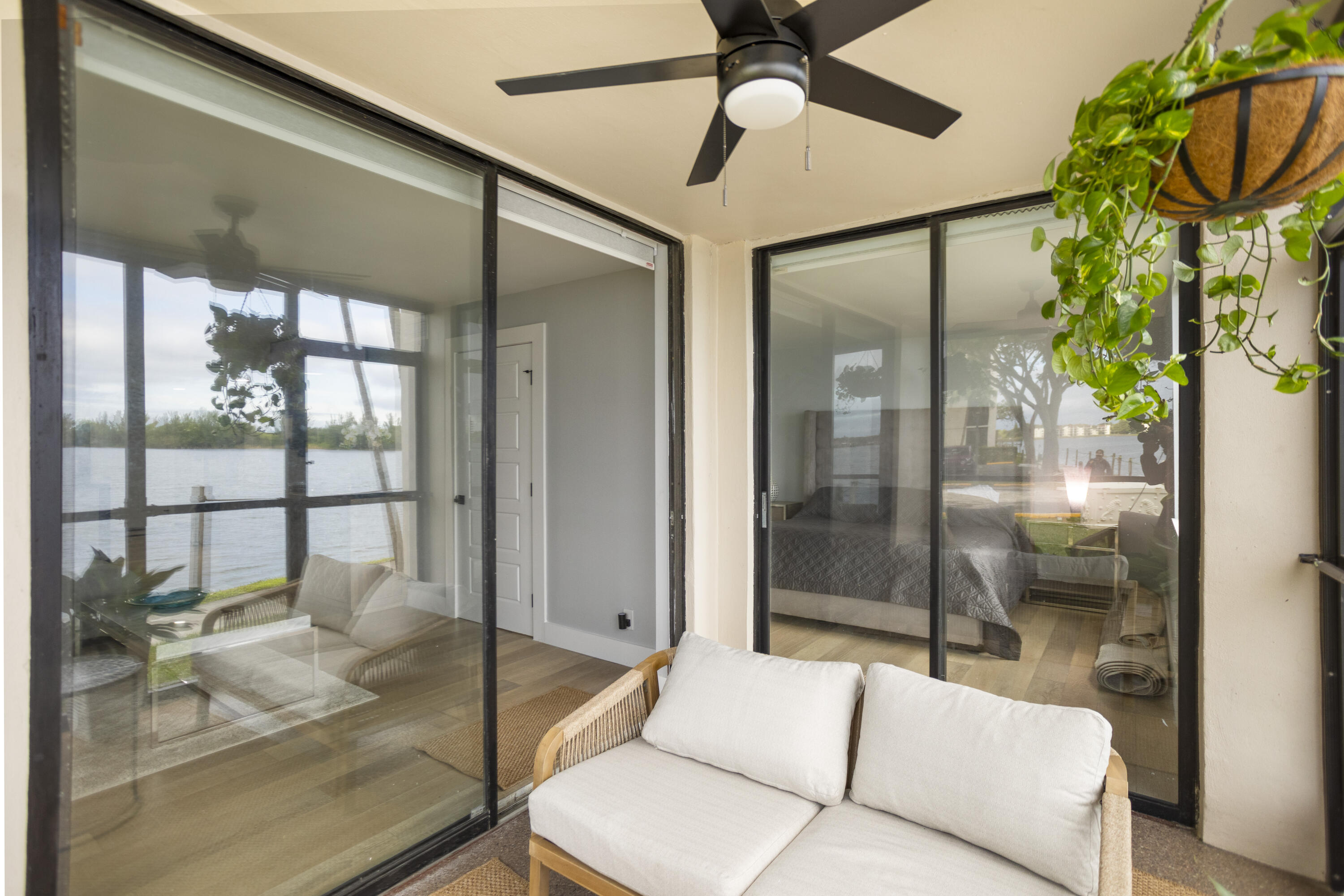 LAKE EMERALD CONDOMINIUM NO - Residential