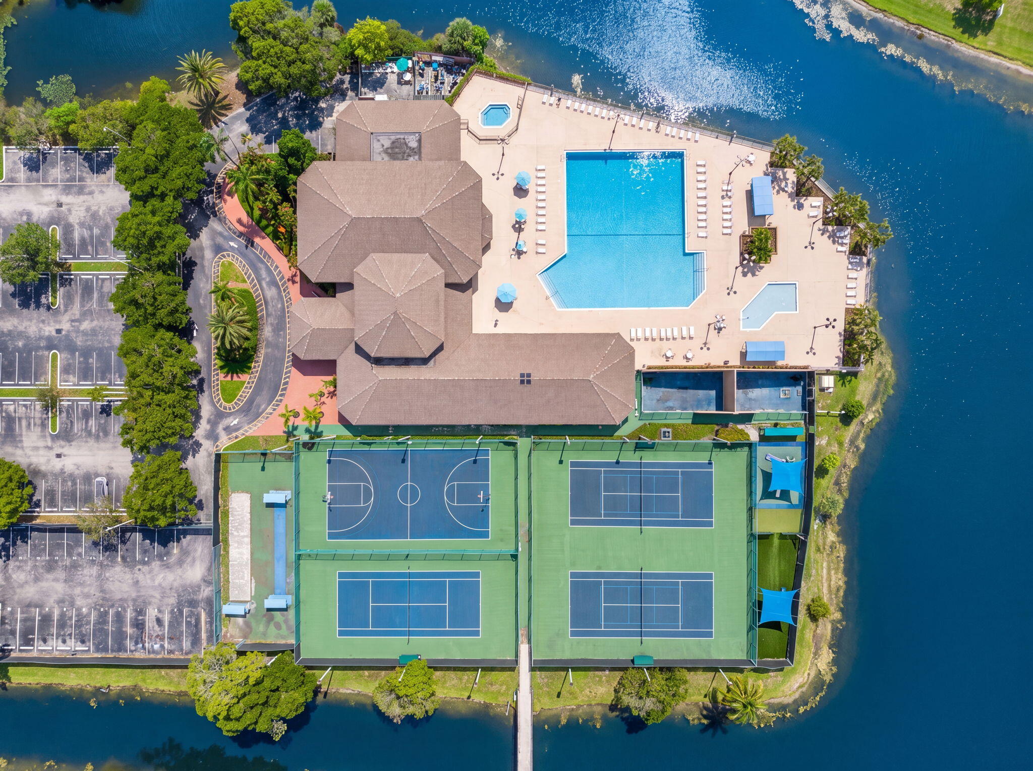 CENTURA PARC - Residential