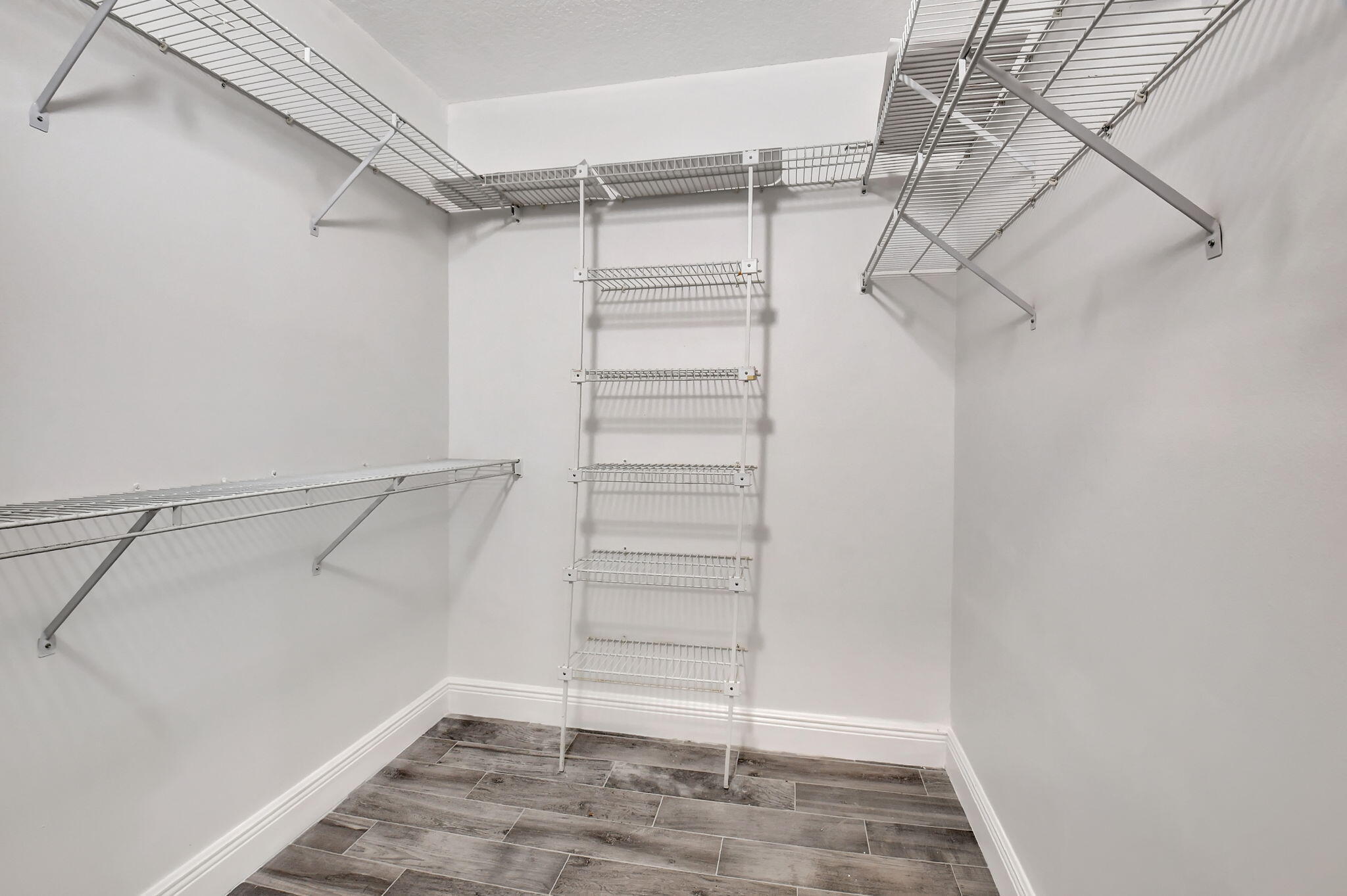 SWEETWATER SEC 4 - Residential
