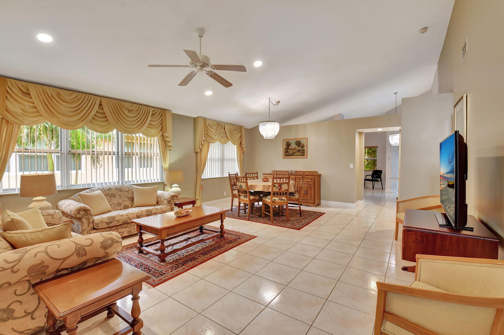 SWEETWATER SEC 4 - Residential