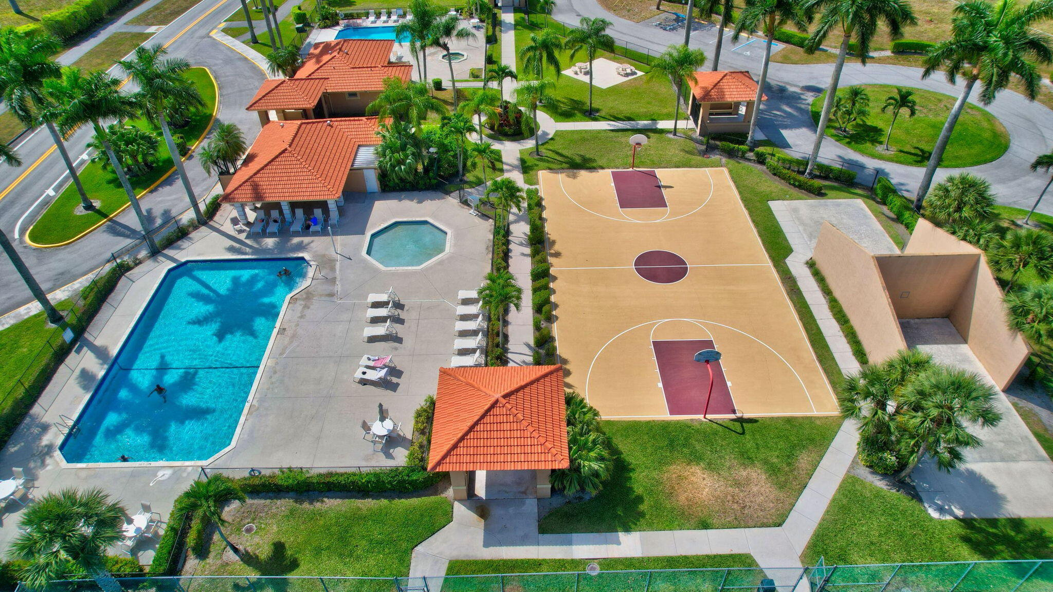SWEETWATER SEC 4 - Residential