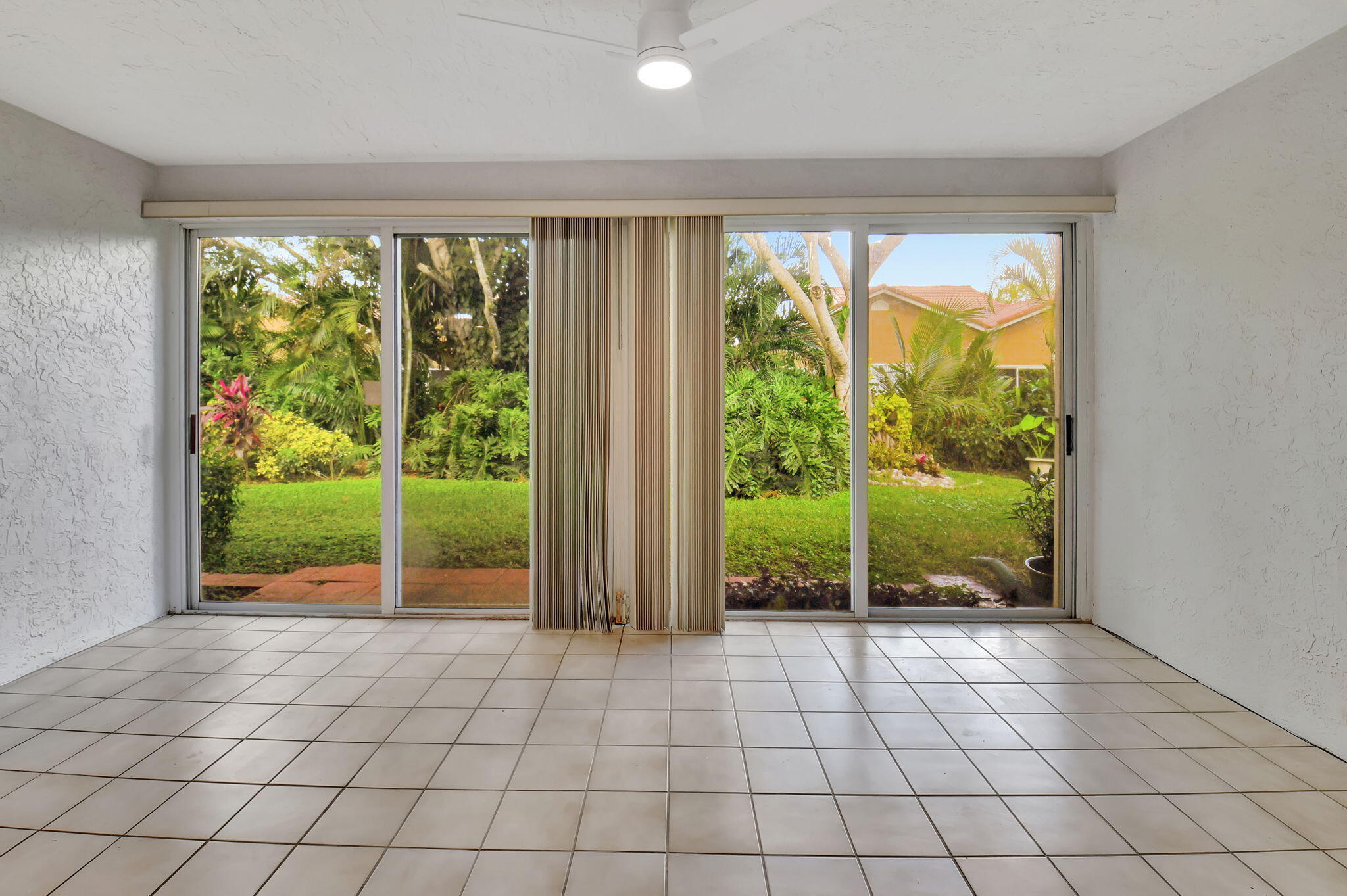 SWEETWATER SEC 4 - Residential