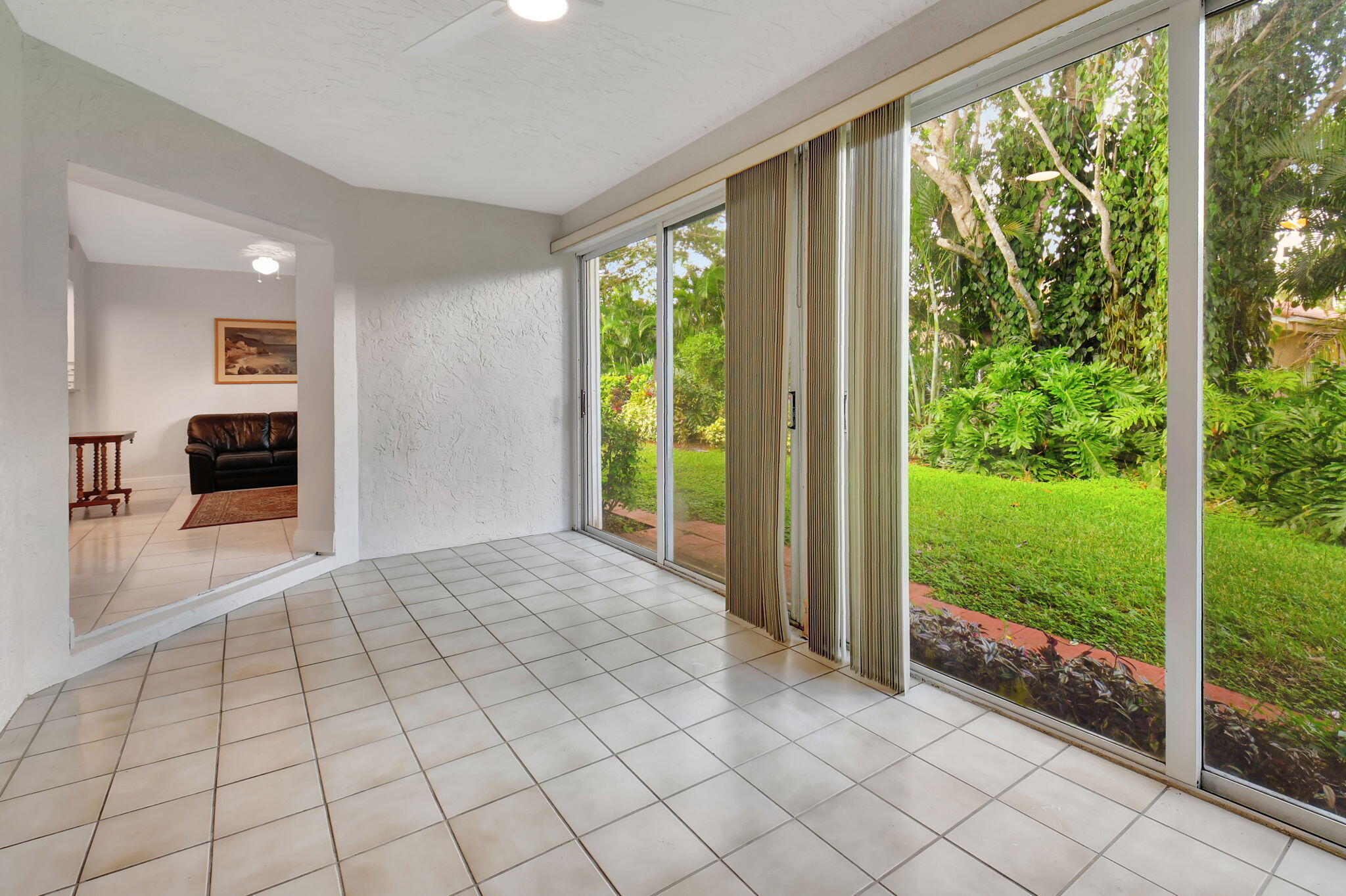 SWEETWATER SEC 4 - Residential