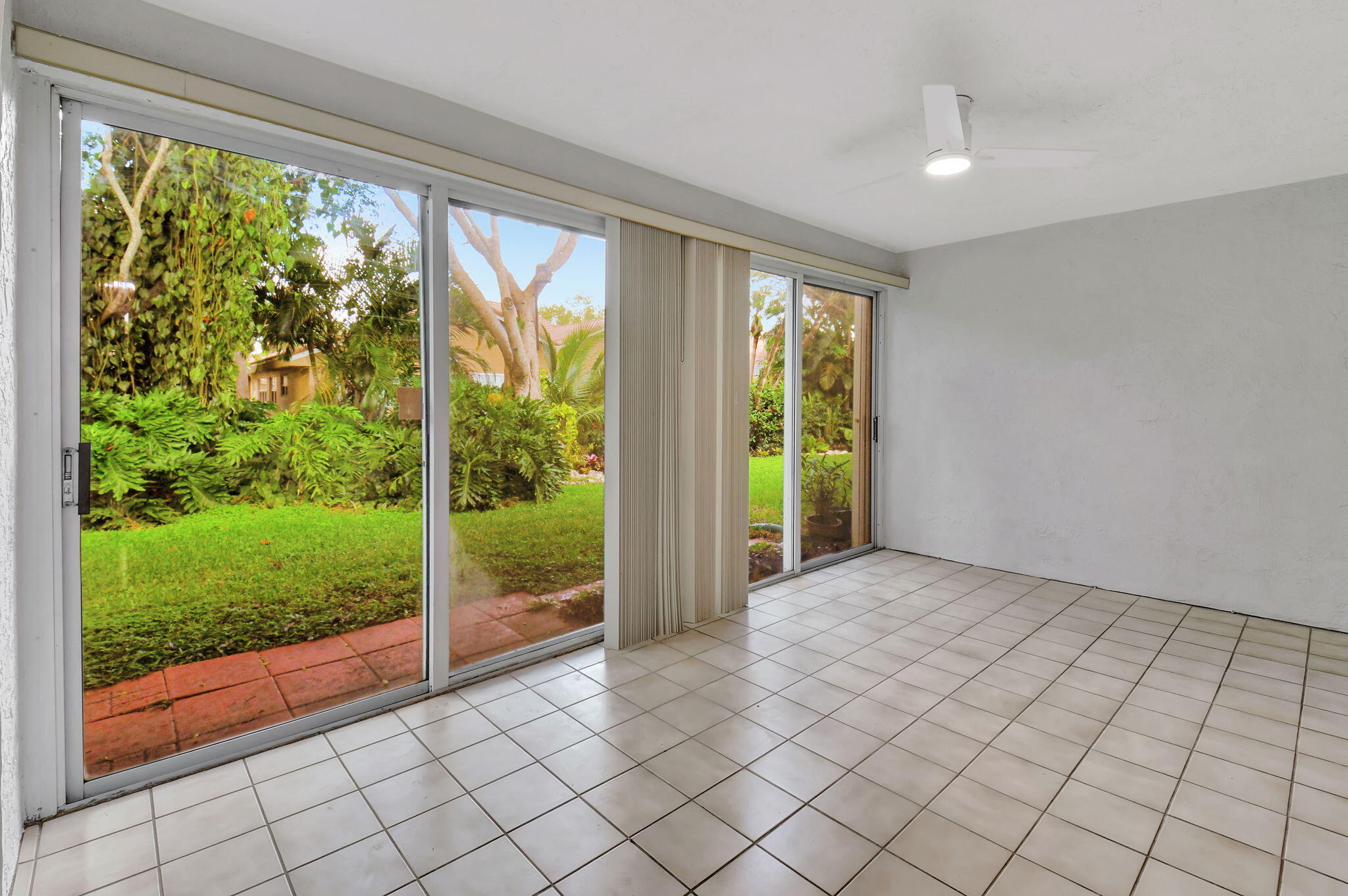 SWEETWATER SEC 4 - Residential