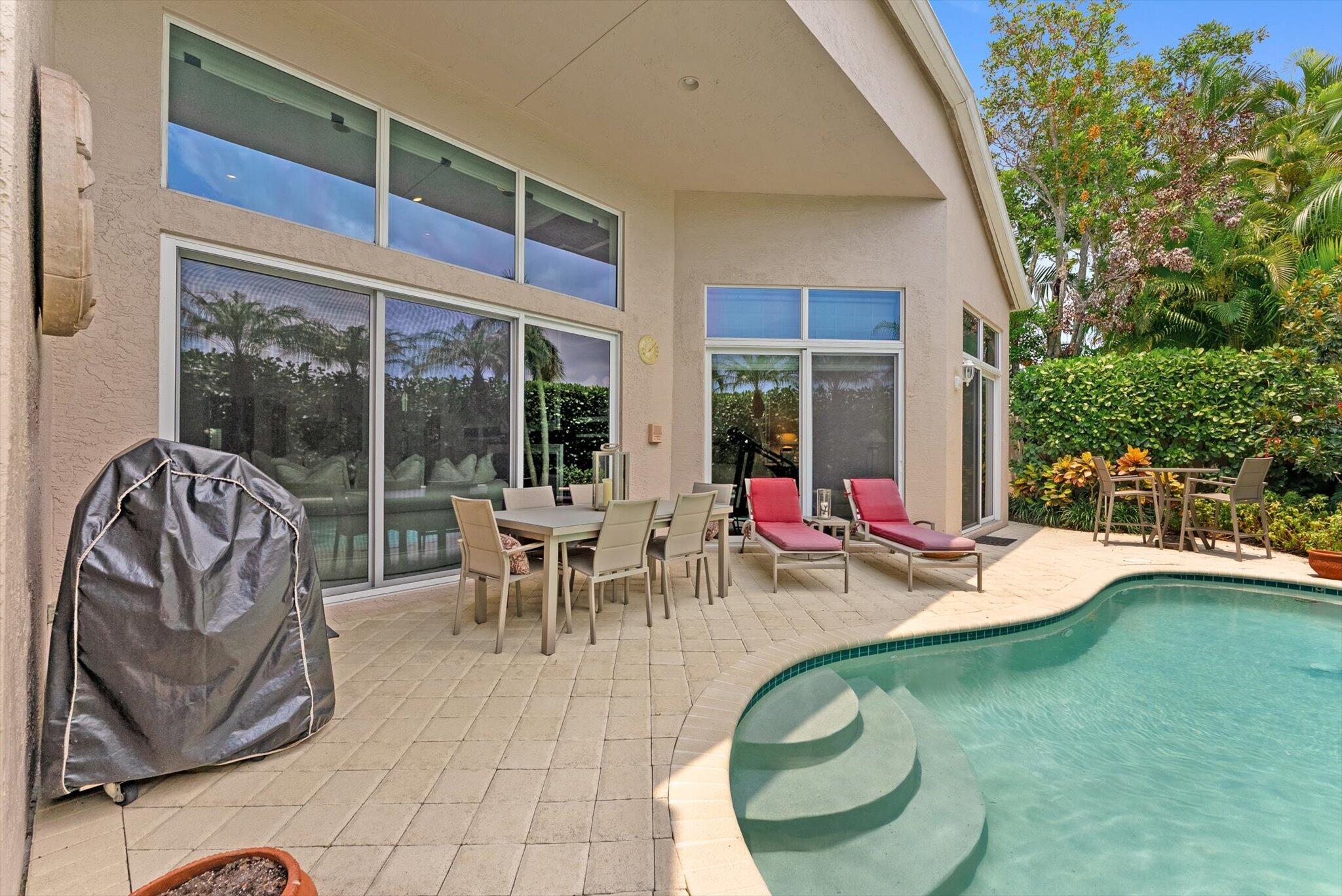 SOMERSET AT WOODFIELD COUNTRY CLUB - Residential