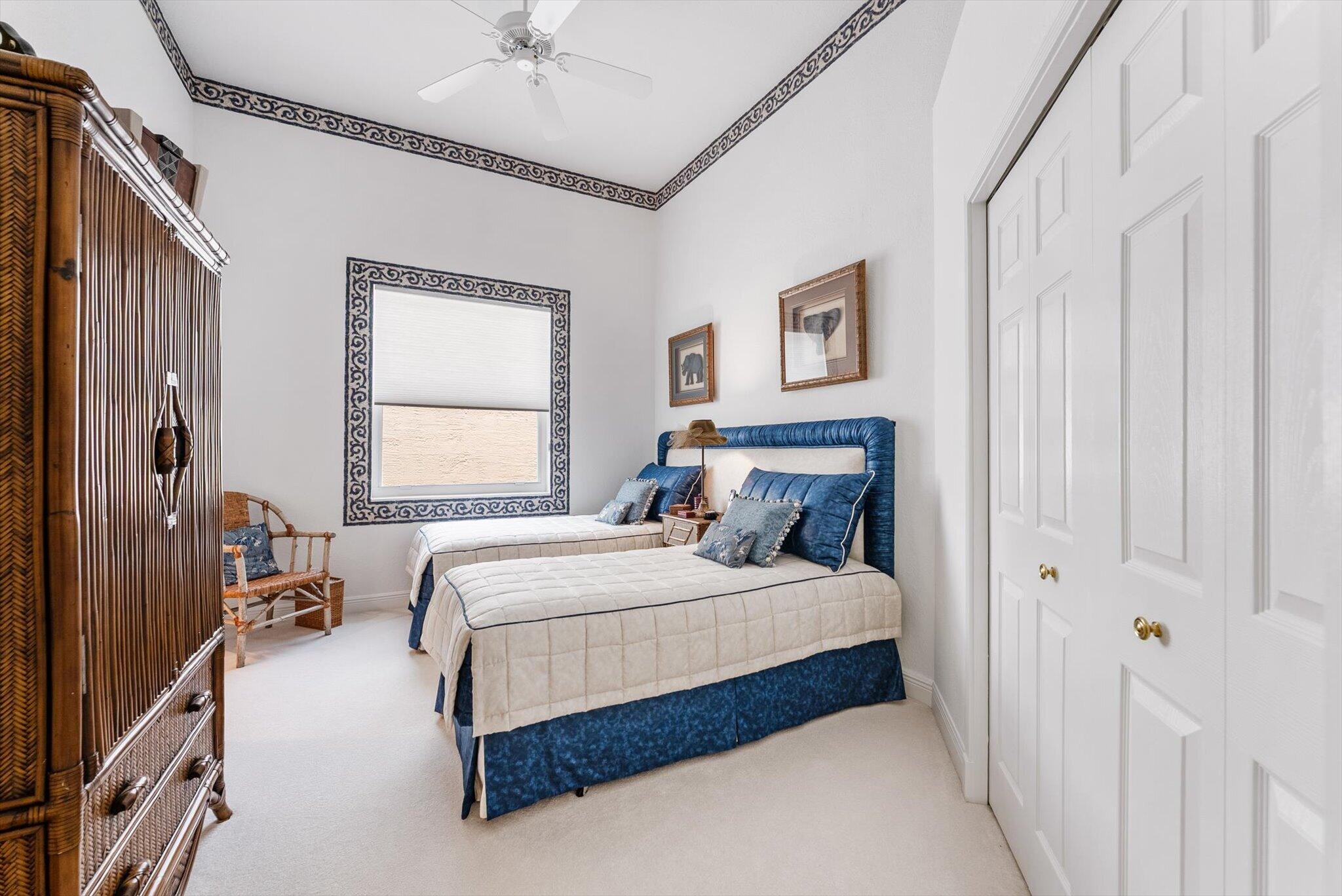 SOMERSET AT WOODFIELD COUNTRY CLUB - Residential
