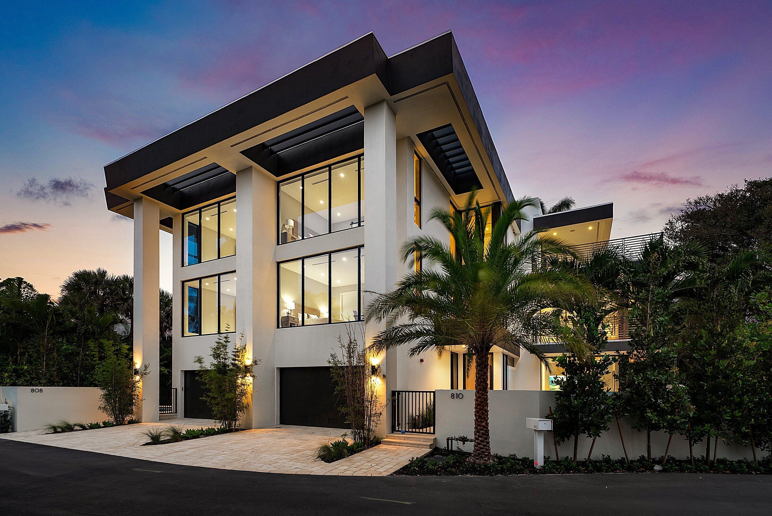 ANDREWS AVENUE TOWNHOMES - Residential