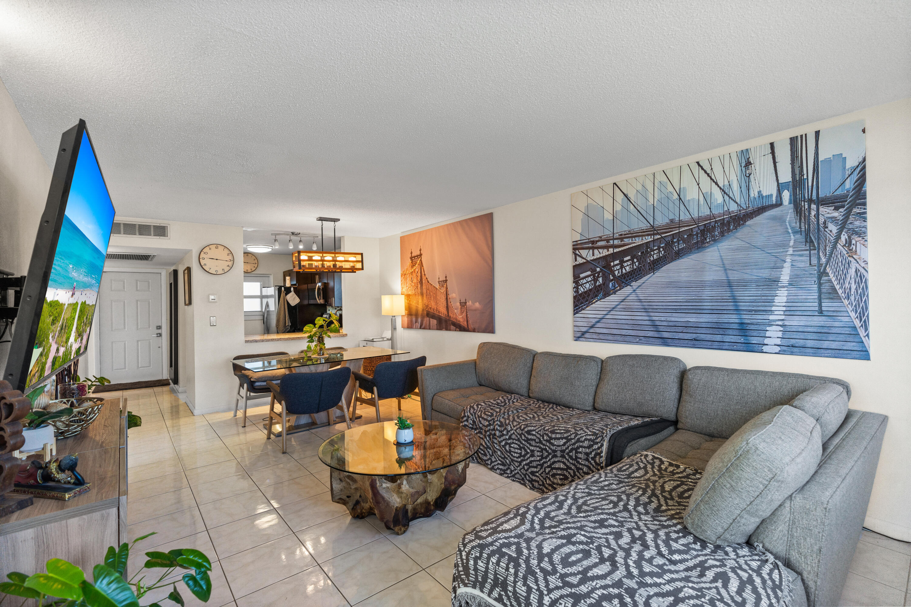 SHERIDAN LAKES CONDO APTS NO 7 - Residential