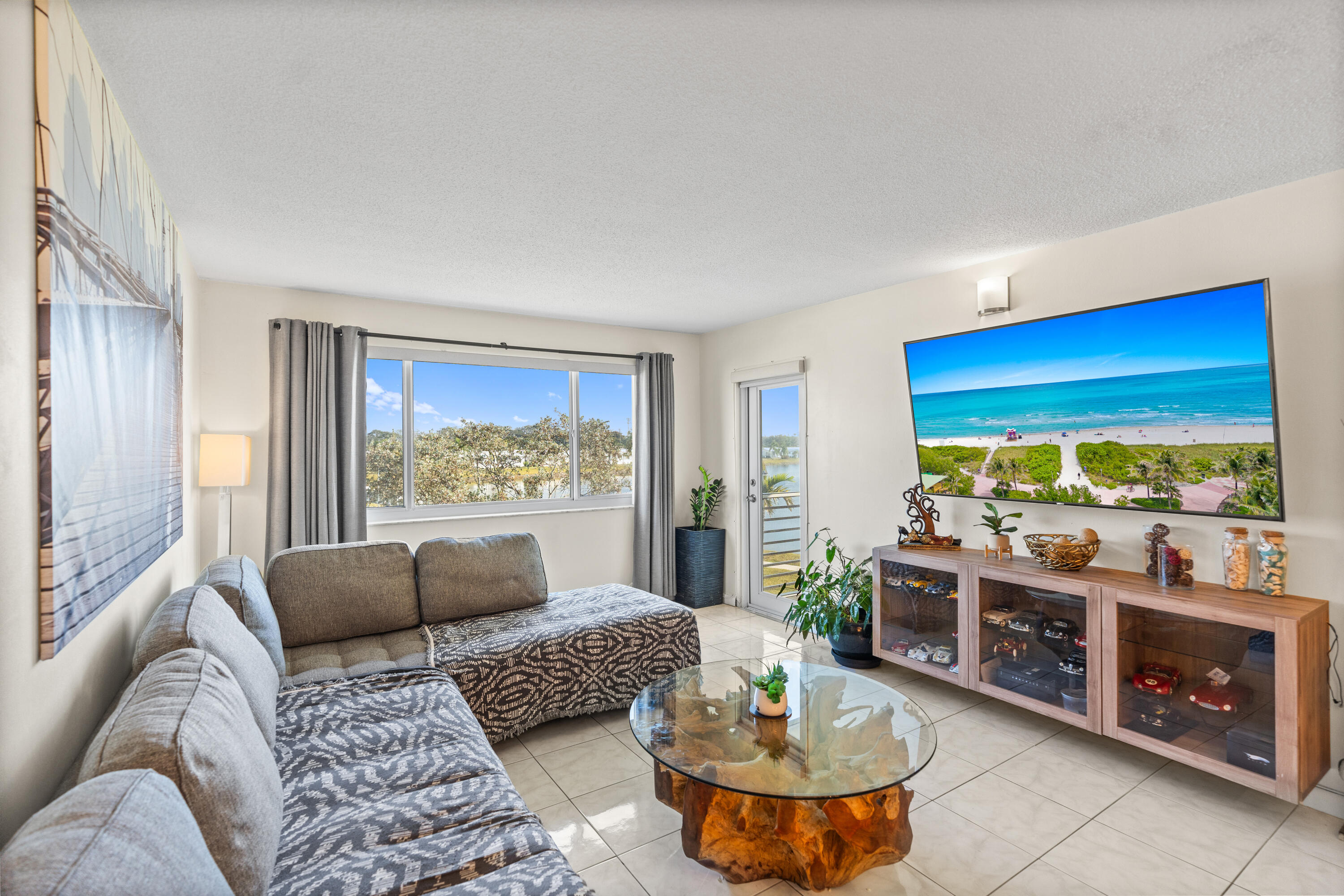SHERIDAN LAKES CONDO APTS NO 7 - Residential