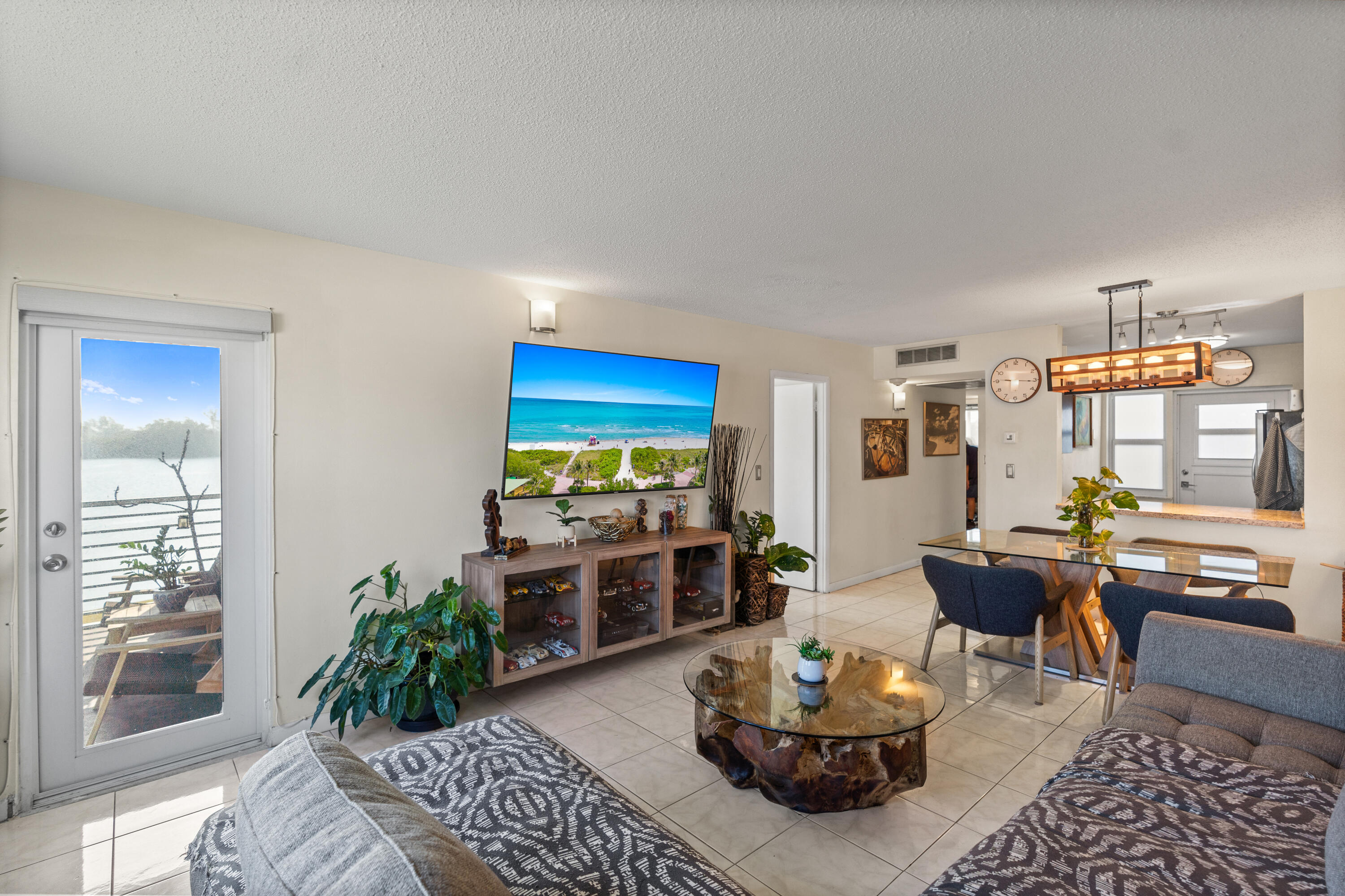 SHERIDAN LAKES CONDO APTS NO 7 - Residential