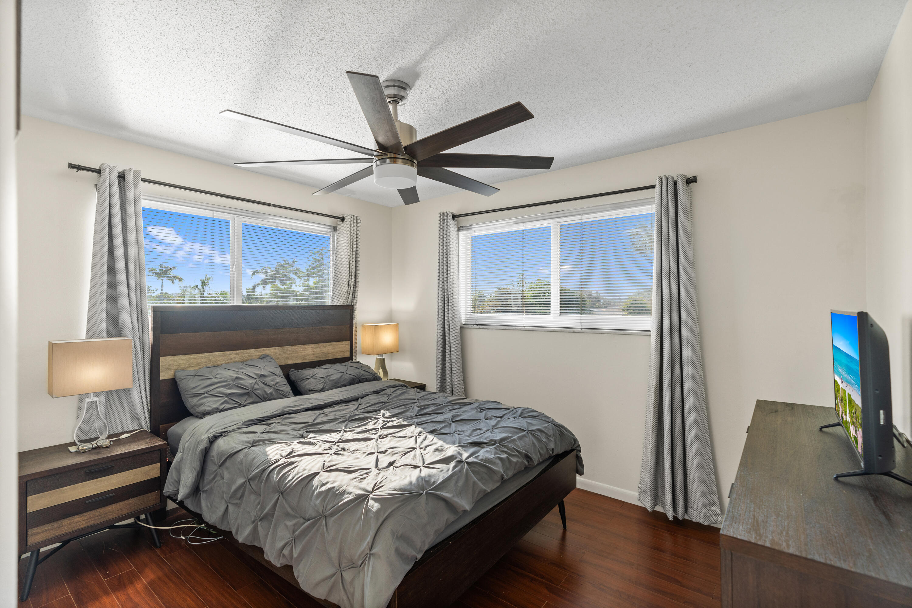 SHERIDAN LAKES CONDO APTS NO 7 - Residential