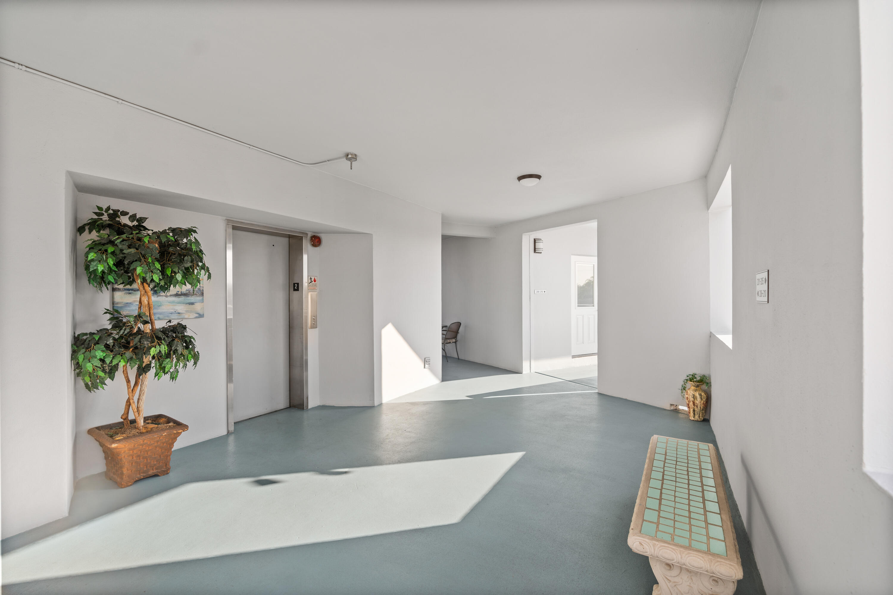 SHERIDAN LAKES CONDO APTS NO 7 - Residential