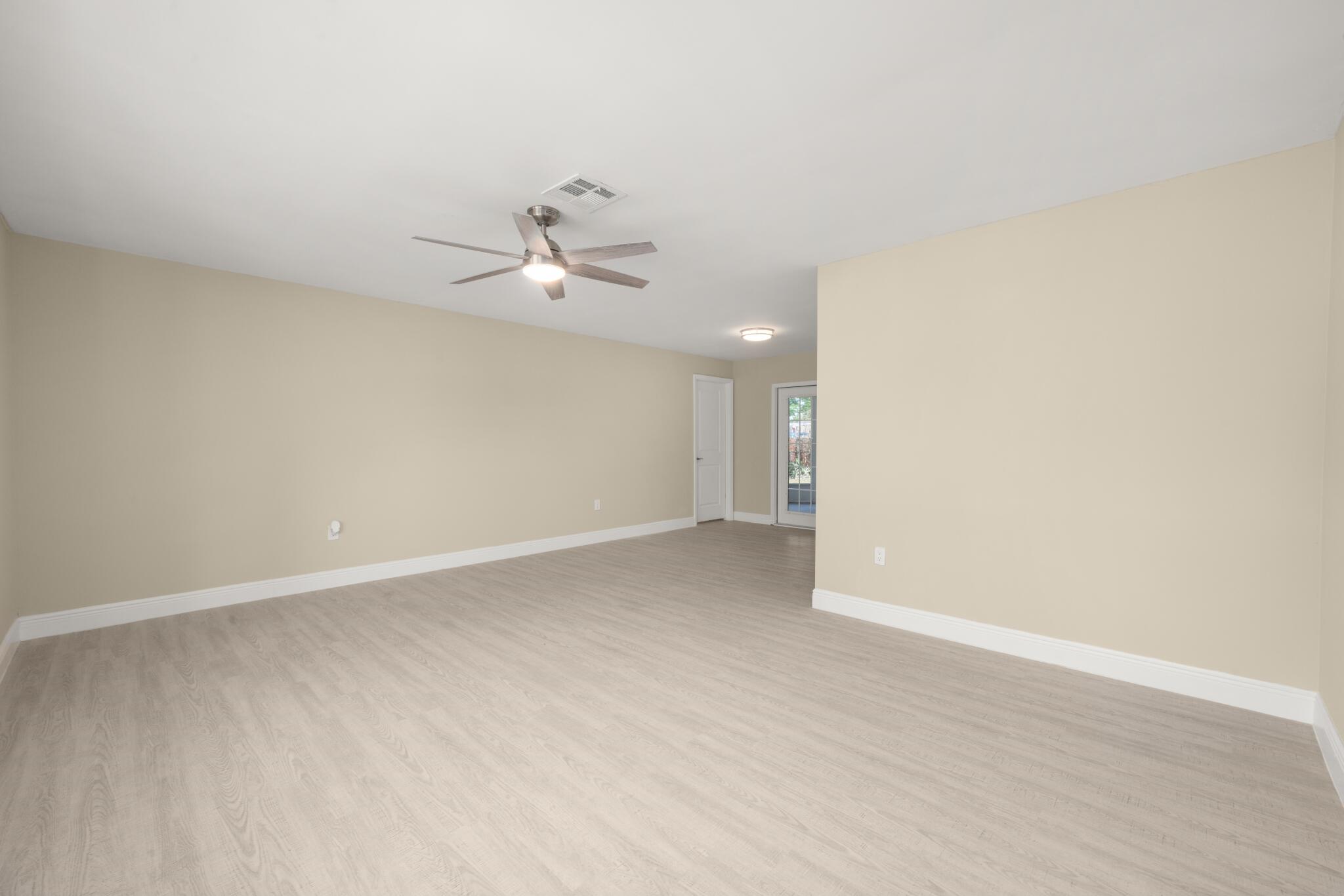 SUN N LK SEB UNIT 02 - Residential