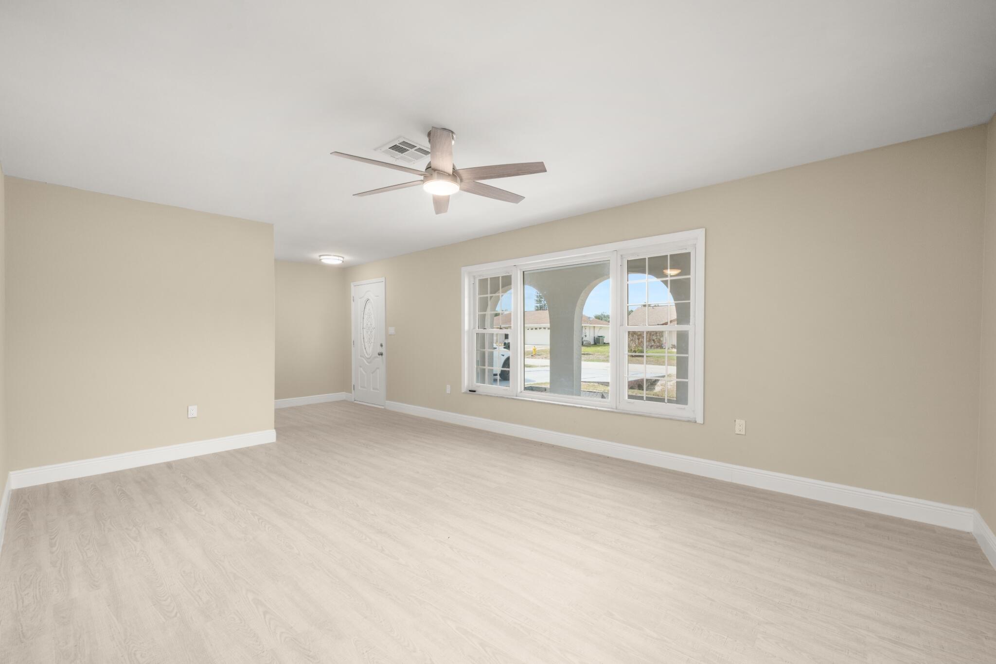 SUN N LK SEB UNIT 02 - Residential