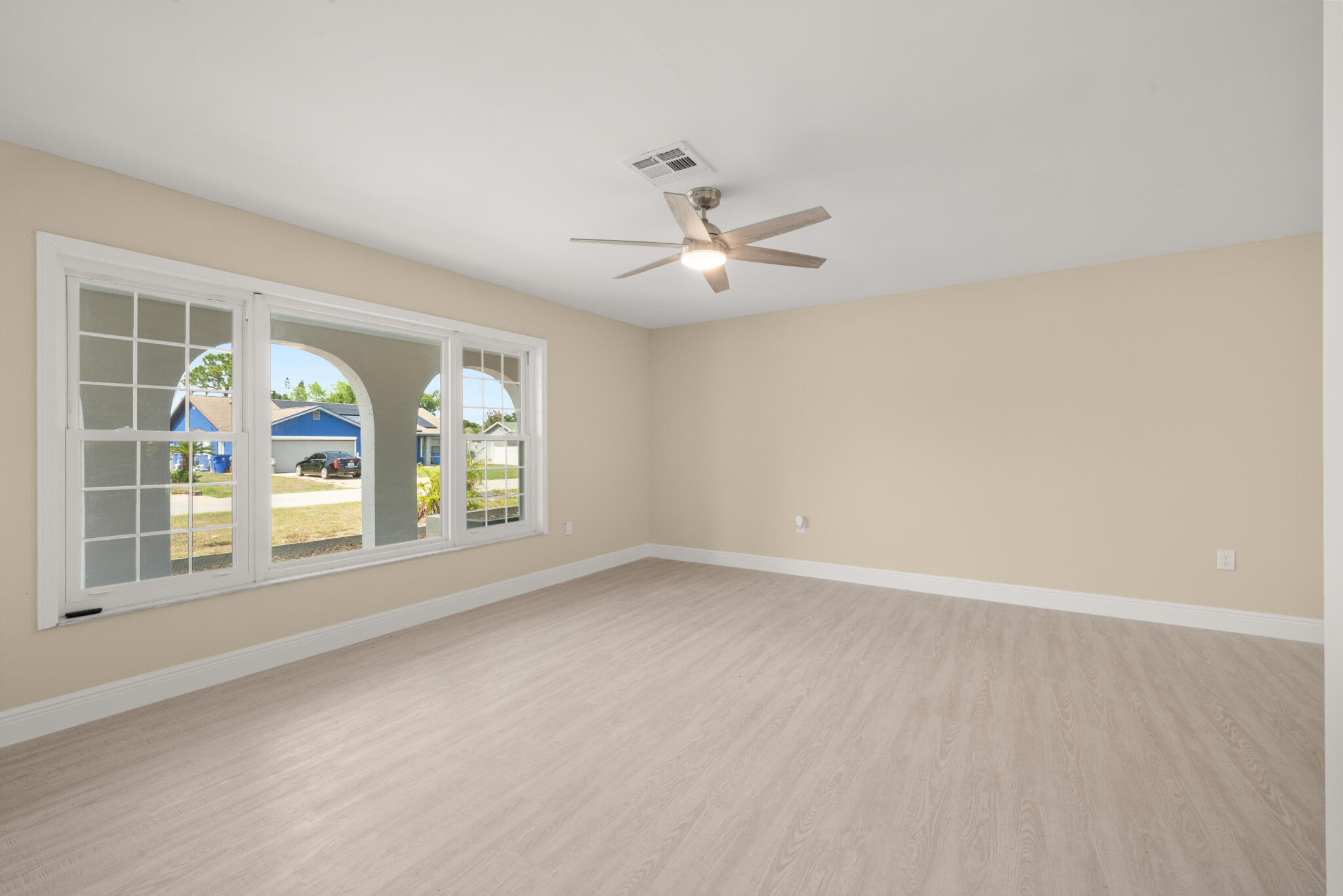 SUN N LK SEB UNIT 02 - Residential