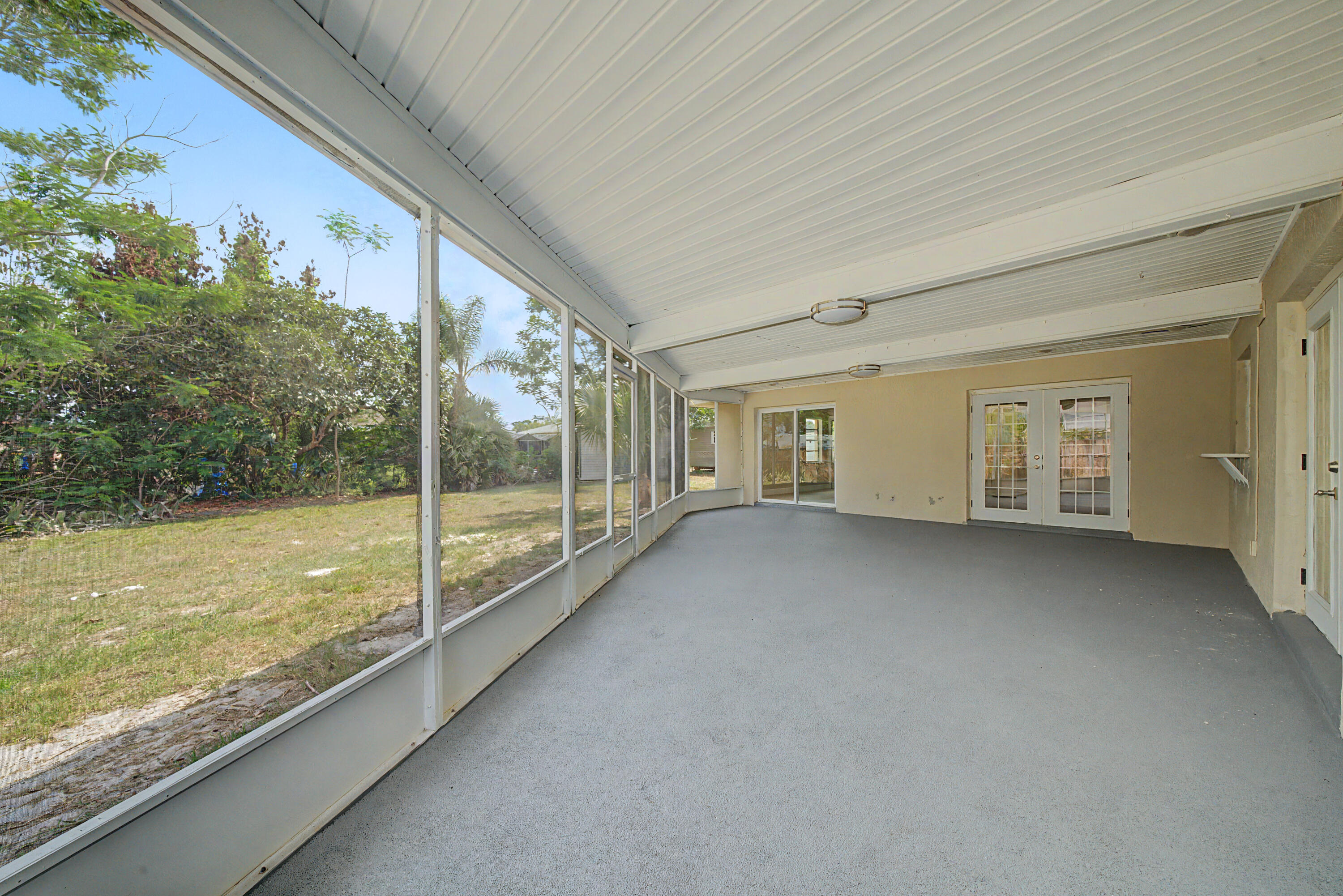 SUN N LK SEB UNIT 02 - Residential